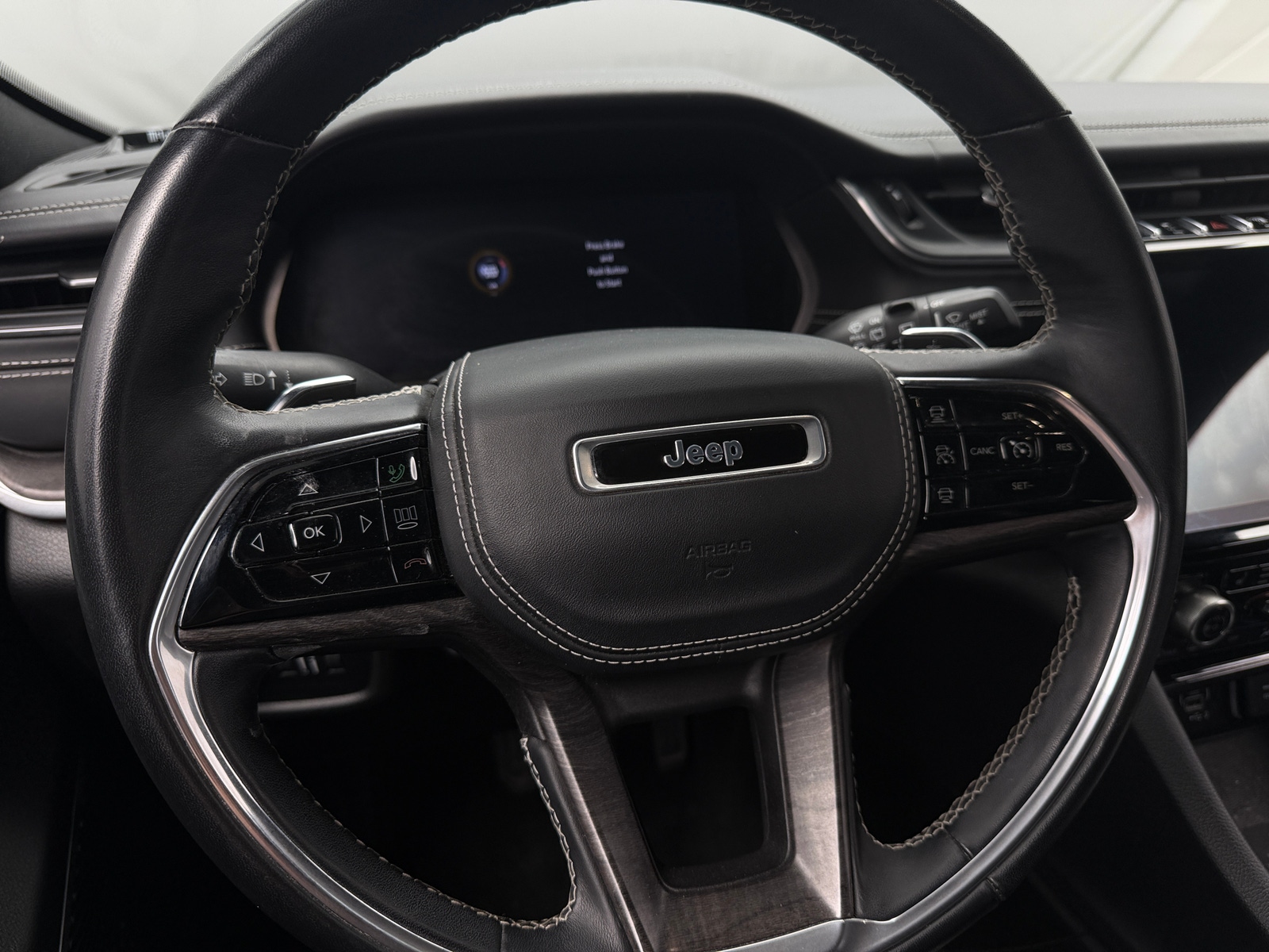 Thumbnail: 2021 Jeep Grand Cherokee L - 4