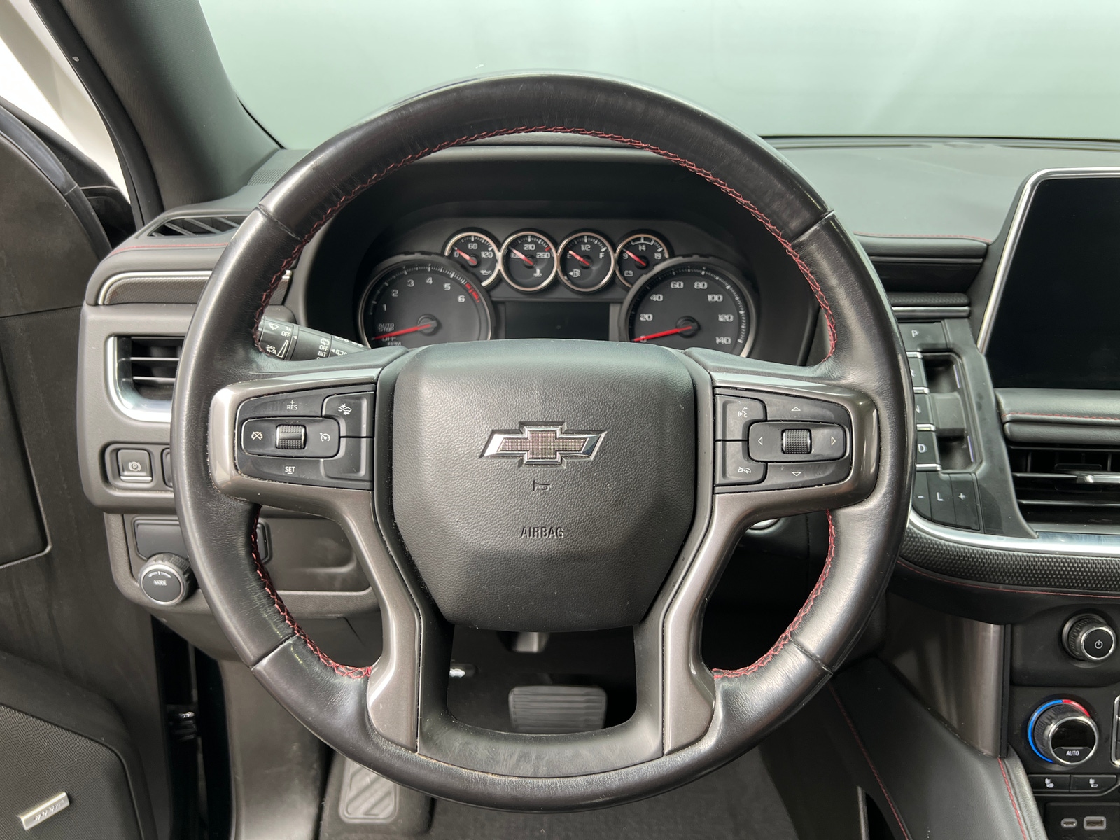 Thumbnail: 2021 Chevrolet Suburban - 4