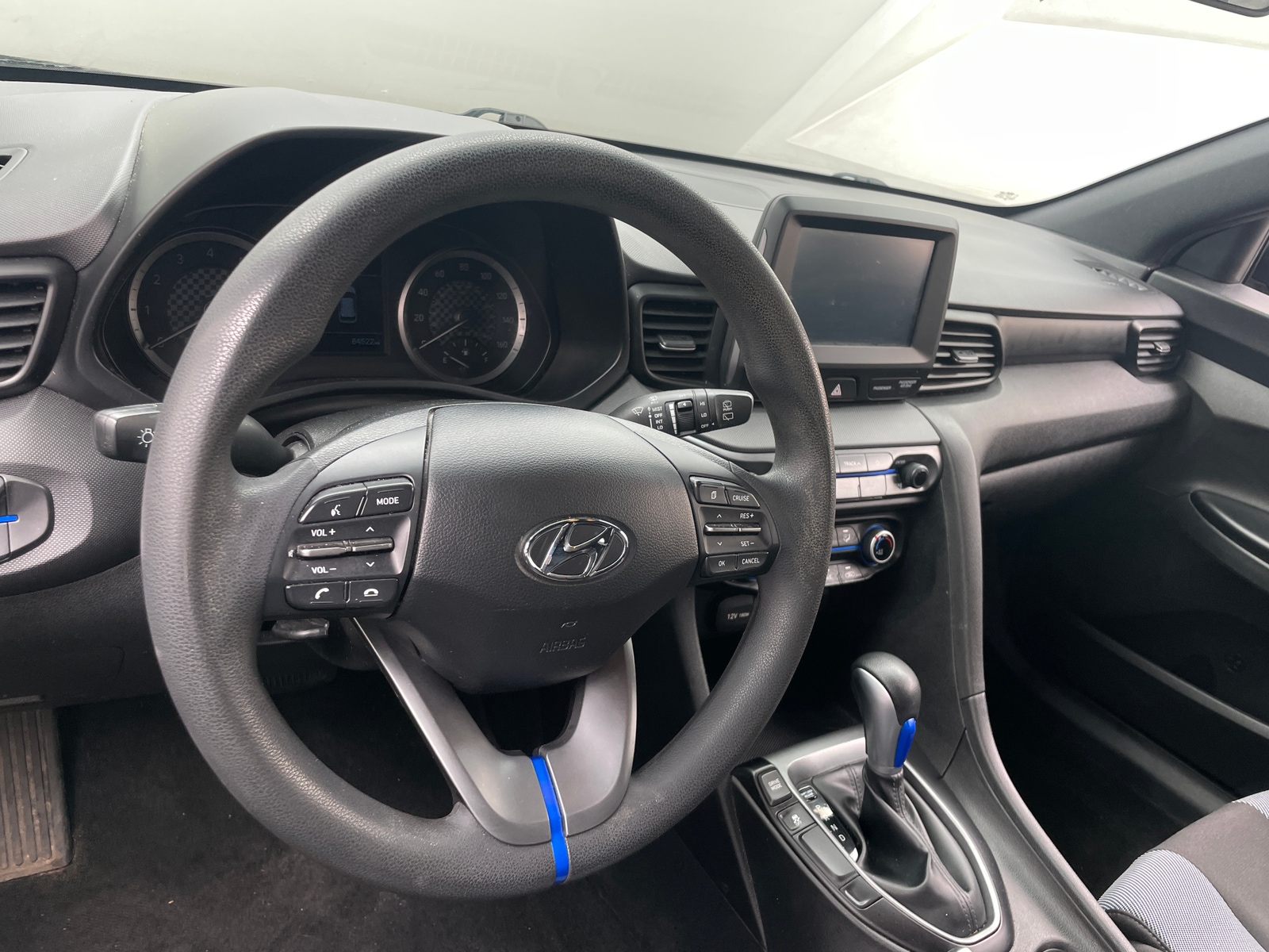 Thumbnail: 2019 Hyundai Veloster - 5