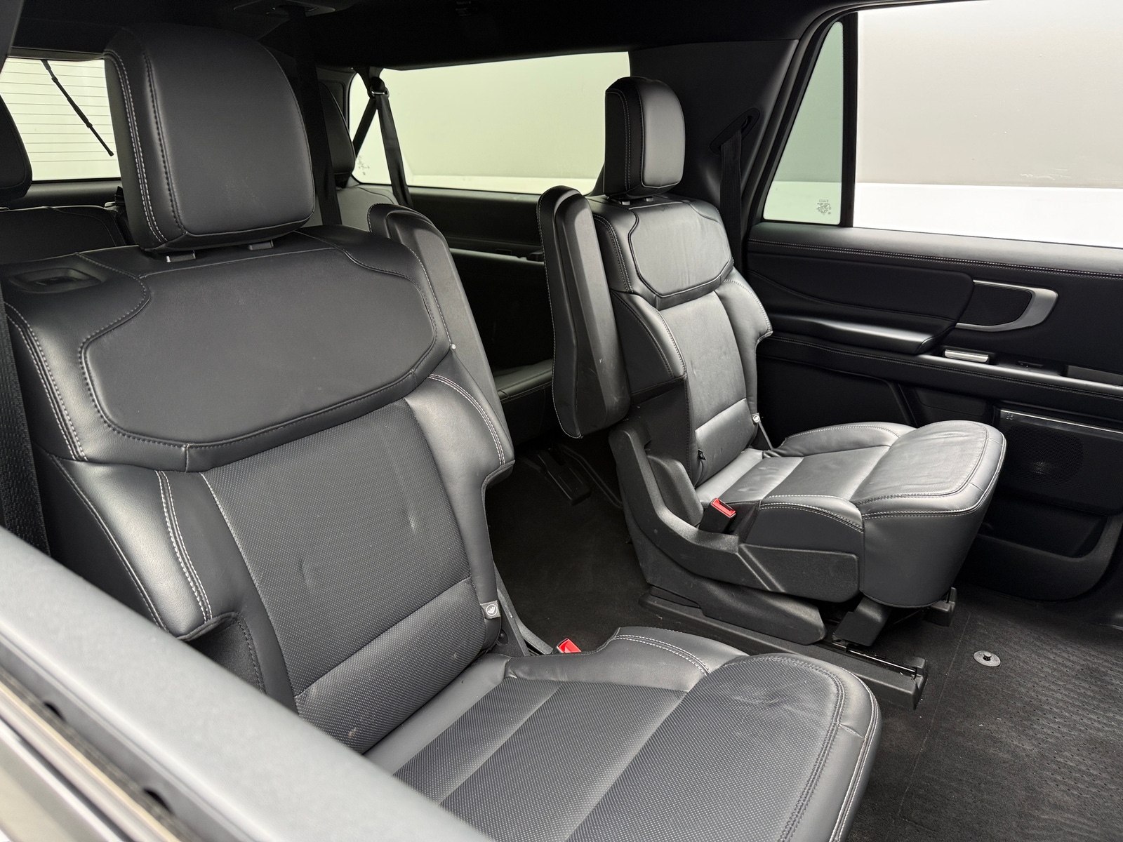Thumbnail: 2025 Ford Expedition MAX - 5
