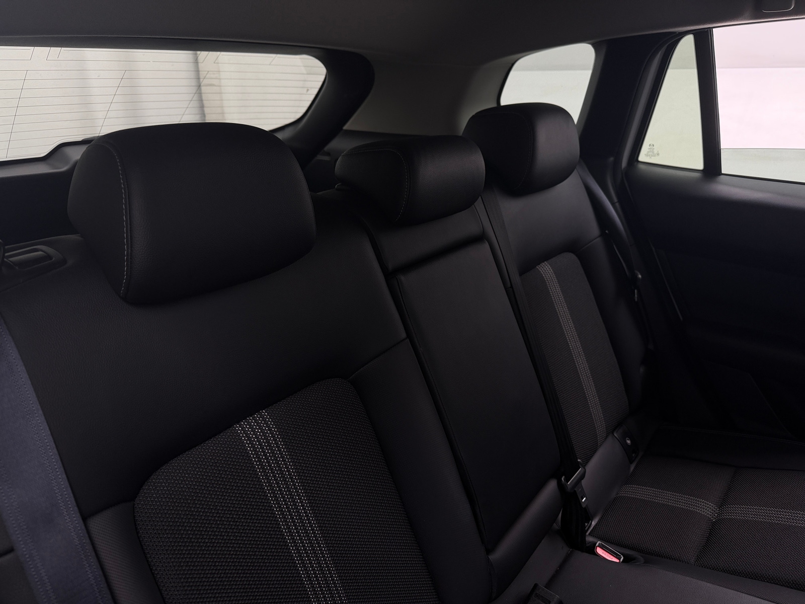 Thumbnail: 2025 Mazda CX-50 - 5
