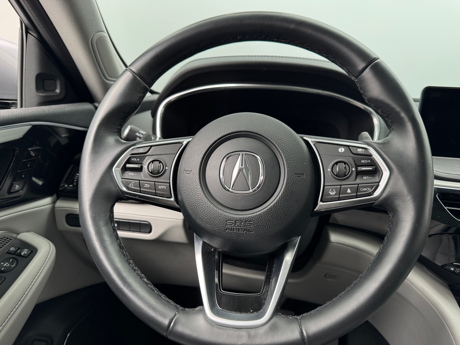 Thumbnail: 2022 Acura MDX - 4