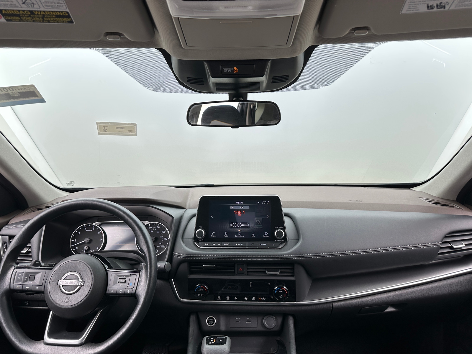 Thumbnail: 2023 Nissan Rogue - 3