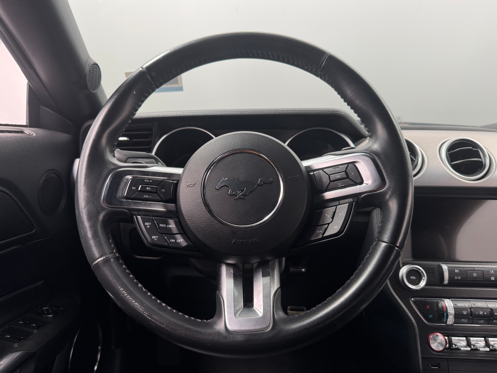 Thumbnail: 2019 Ford Mustang - 4