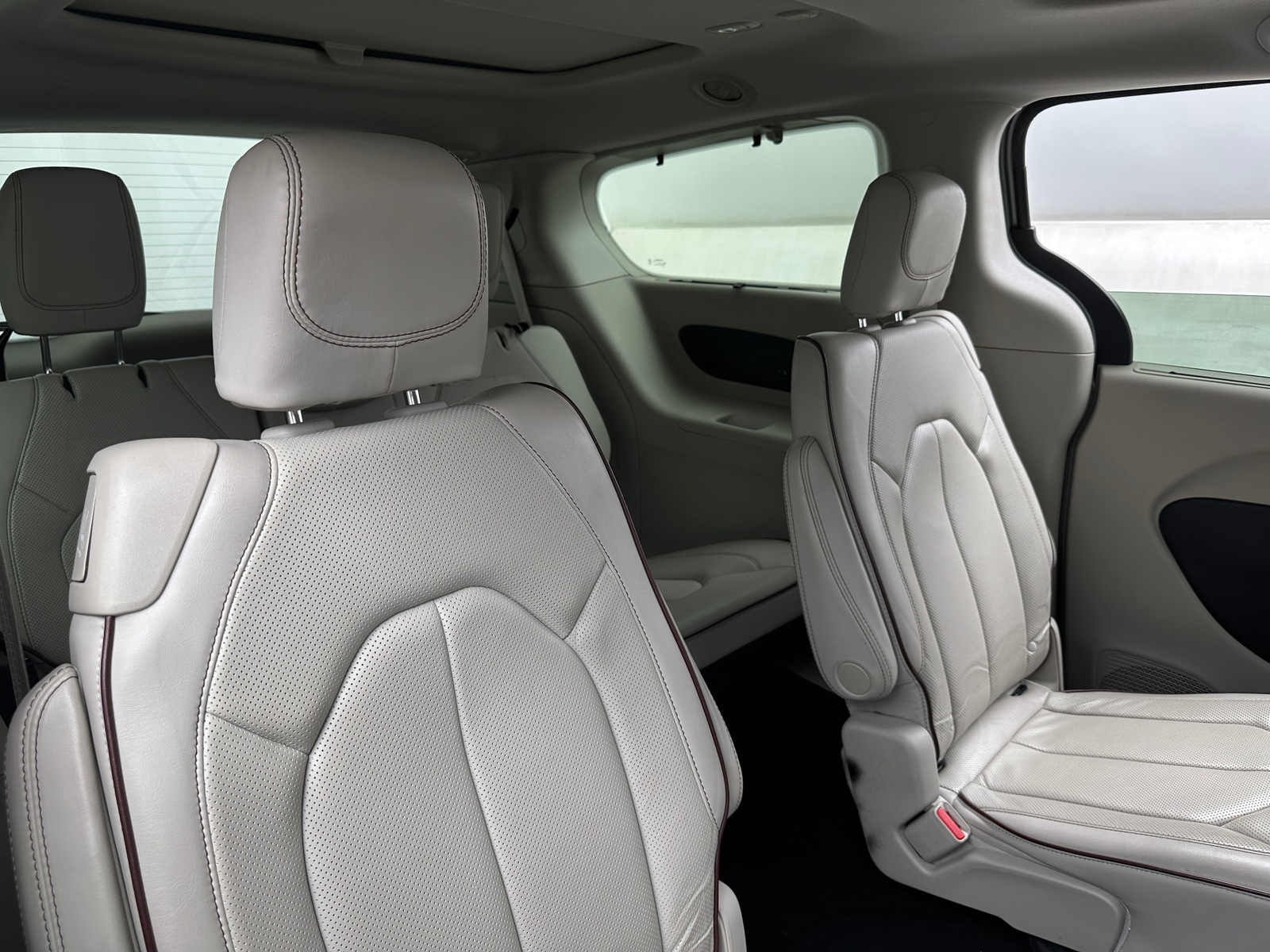 Thumbnail: 2019 Chrysler Pacifica - 5