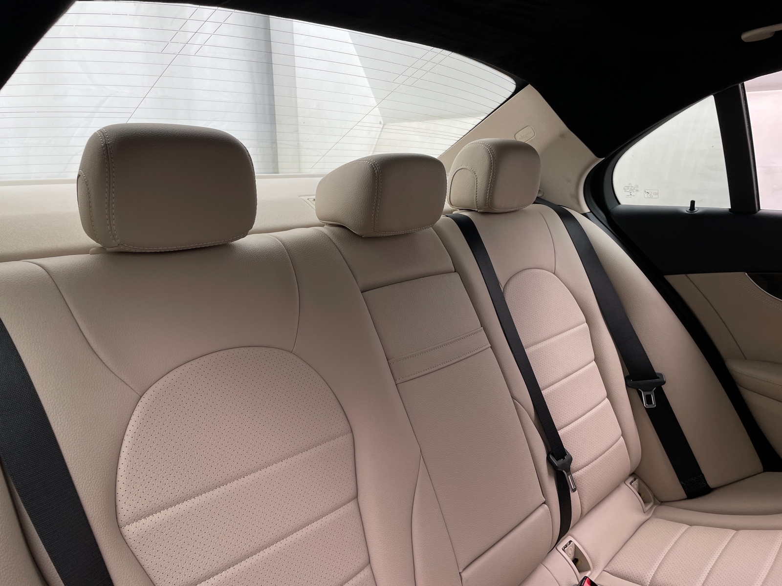 Thumbnail: 2016 Mercedes-Benz C-Class - 5