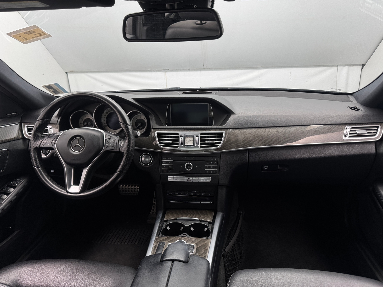 Thumbnail: 2016 Mercedes-Benz E-Class - 2