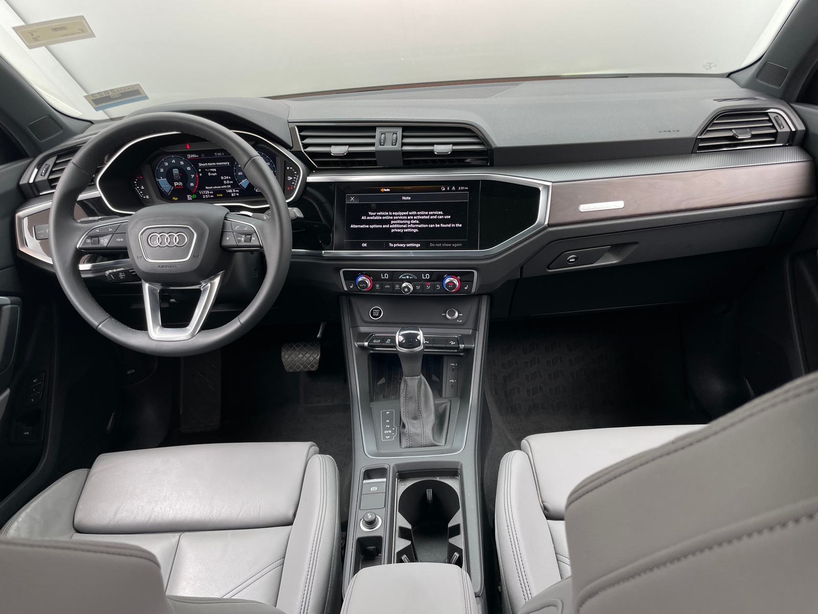 Thumbnail: 2024 Audi Q3 - 2