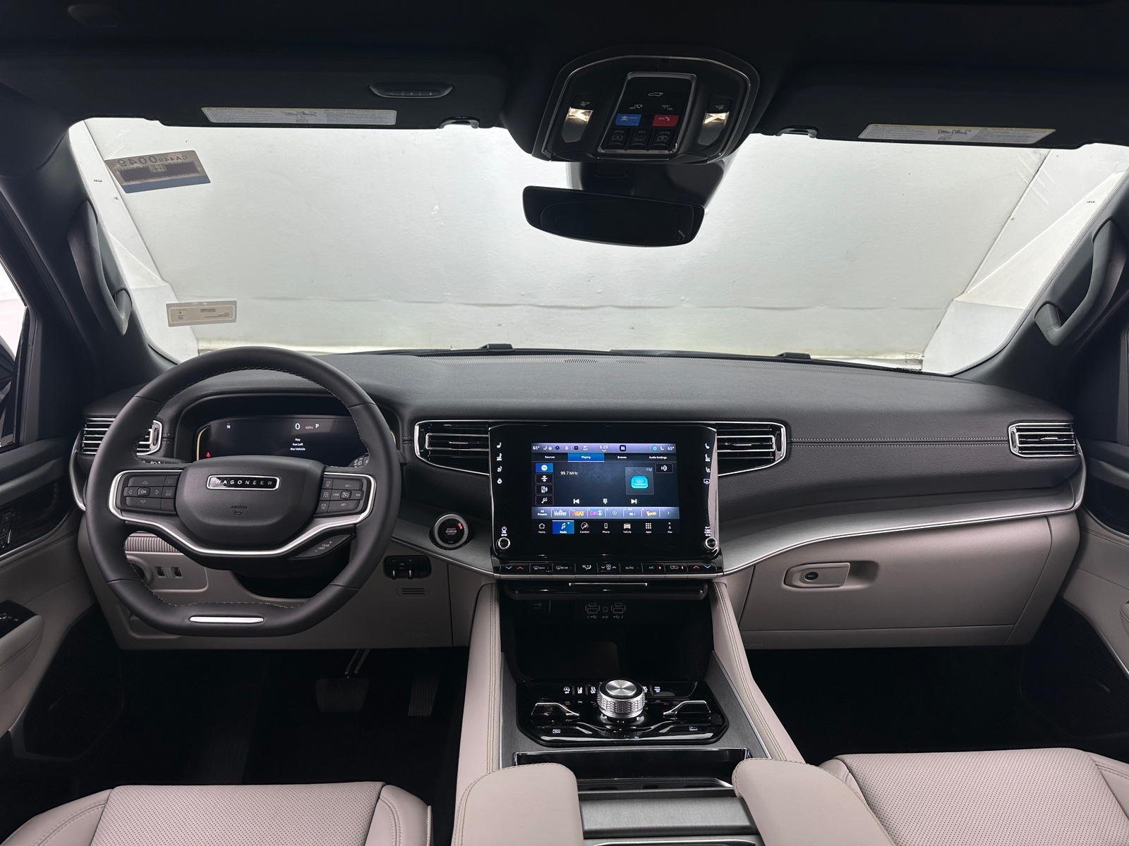 Thumbnail: 2025 Jeep Wagoneer - 2