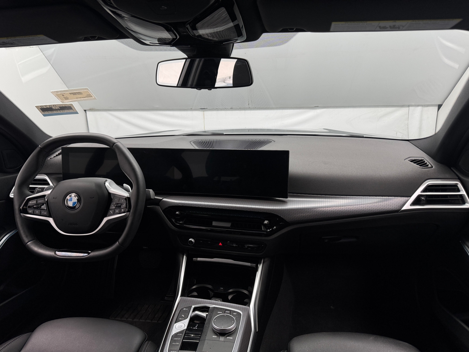 Thumbnail: 2025 BMW 3 Series - 2