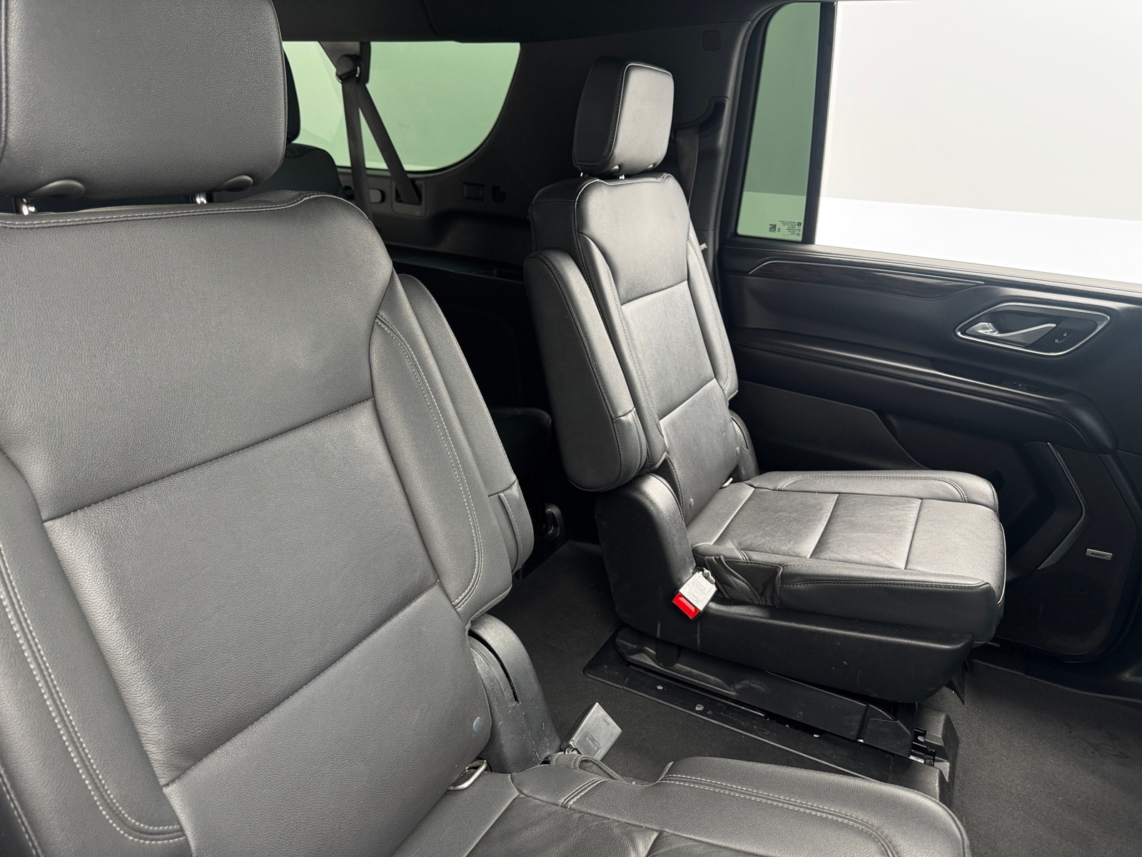 Thumbnail: 2022 Chevrolet Suburban - 5