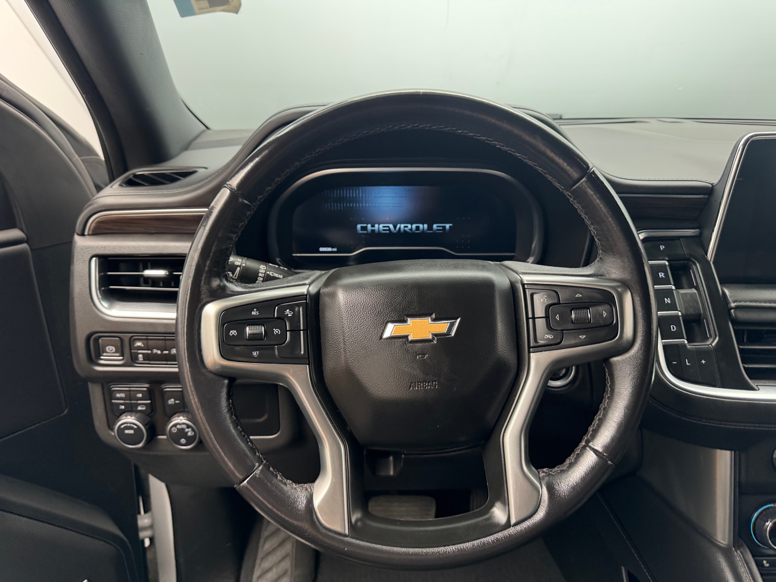 Thumbnail: 2022 Chevrolet Suburban - 4
