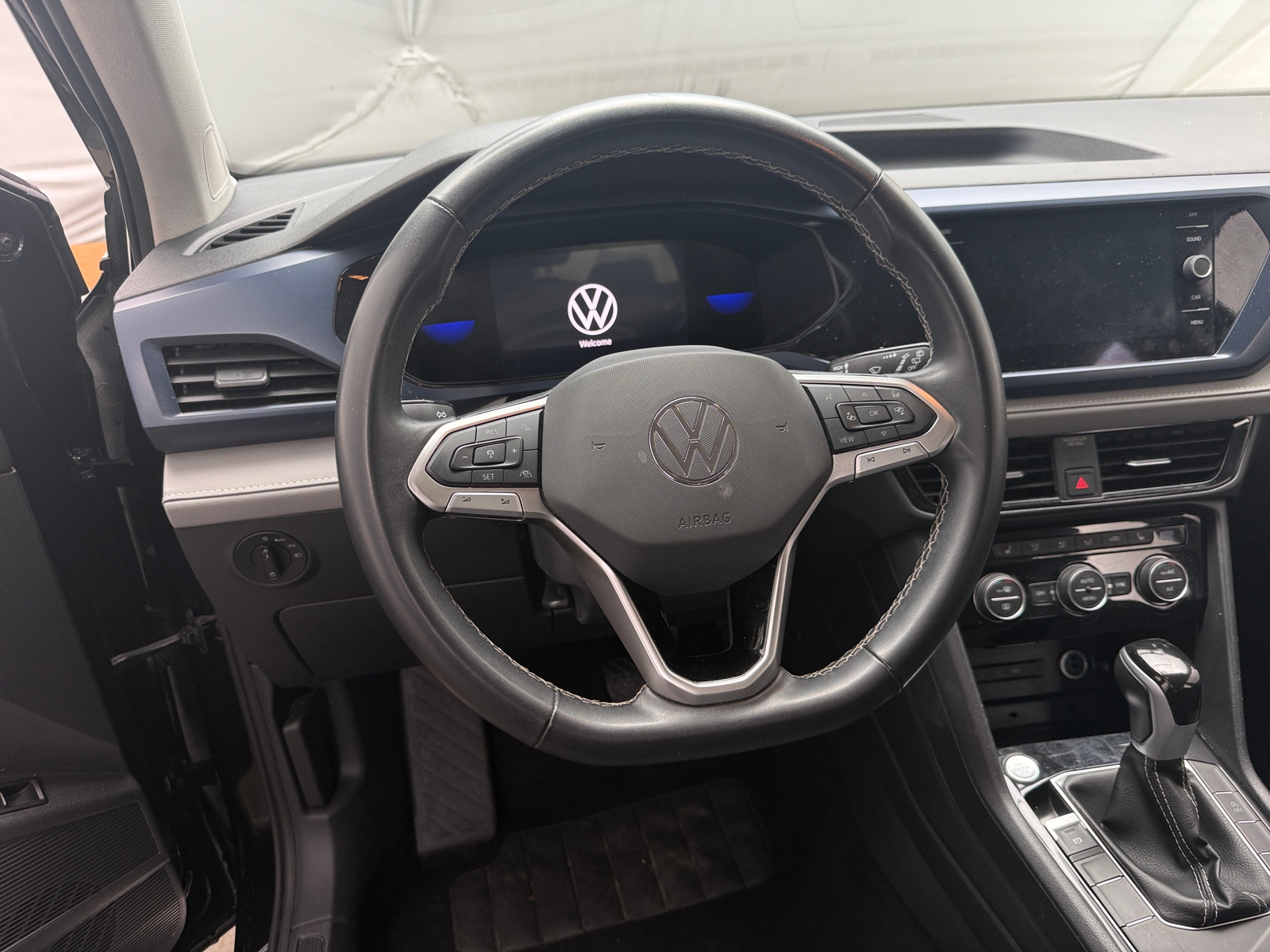 Thumbnail: 2024 Volkswagen Taos - 5