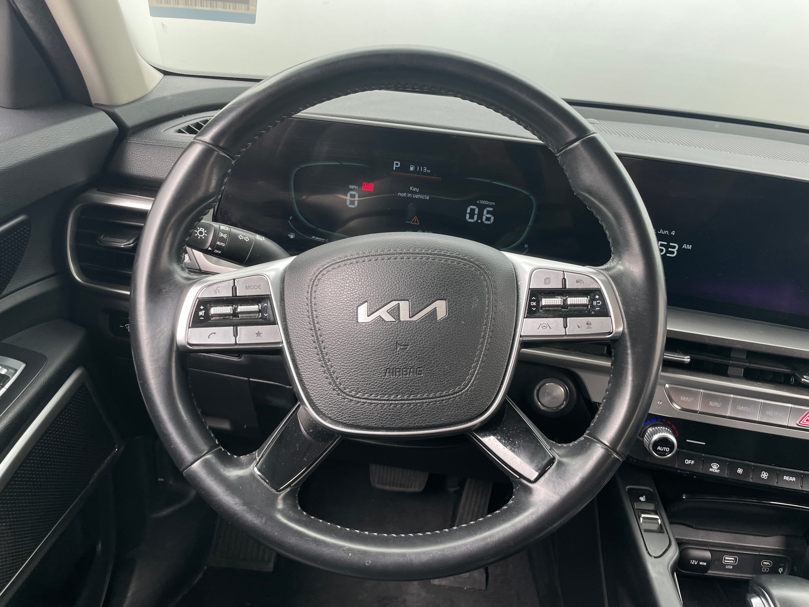 Thumbnail: 2023 Kia Telluride - 4
