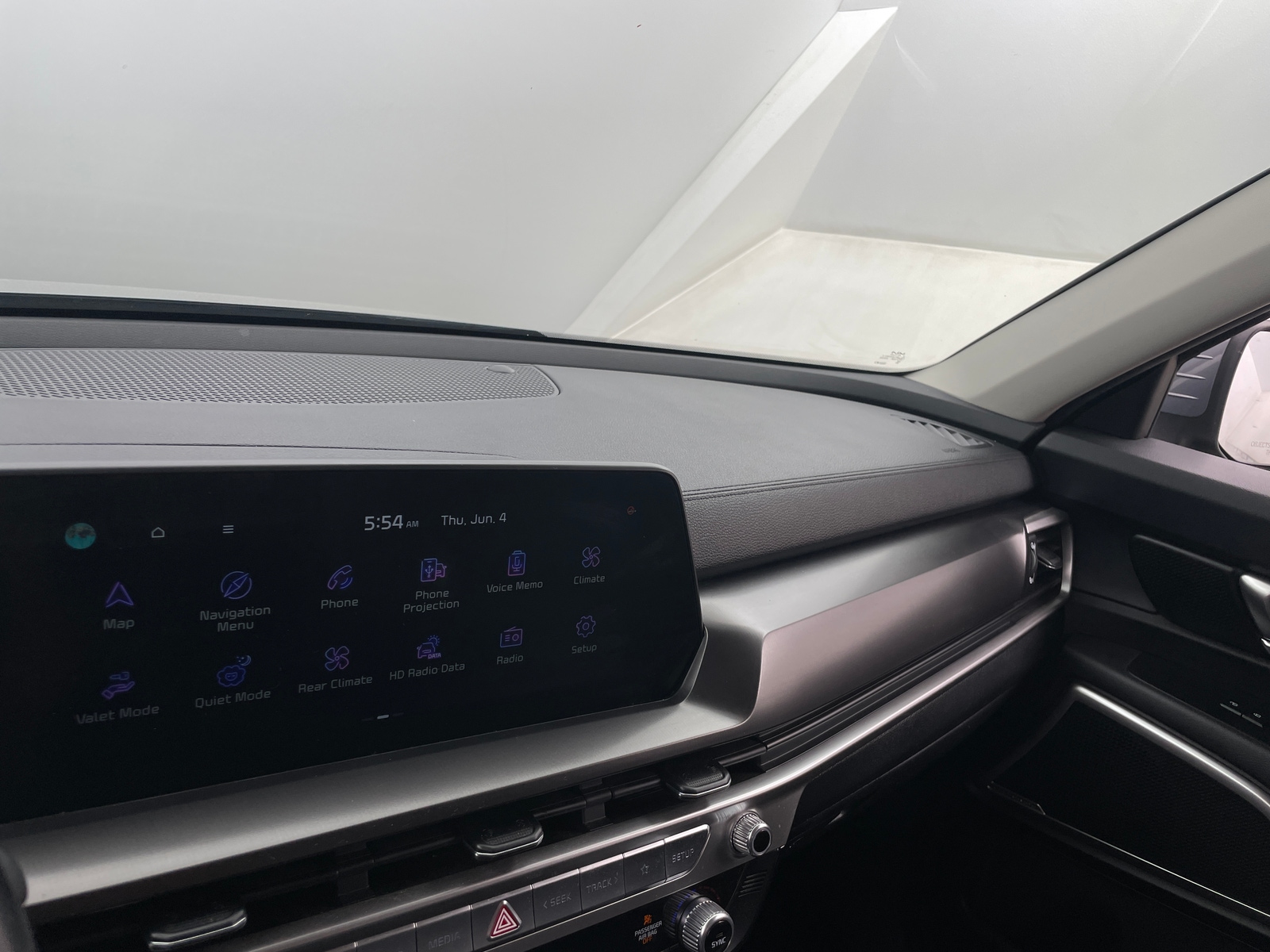 Thumbnail: 2023 Kia Telluride - 3