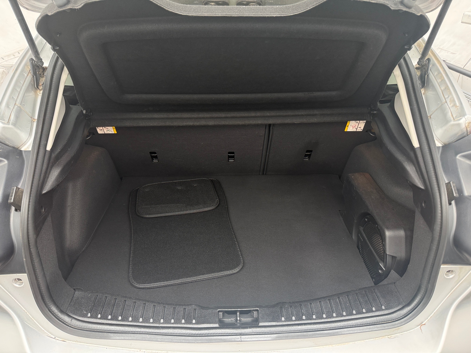 Thumbnail: 2014 Ford Focus - 6
