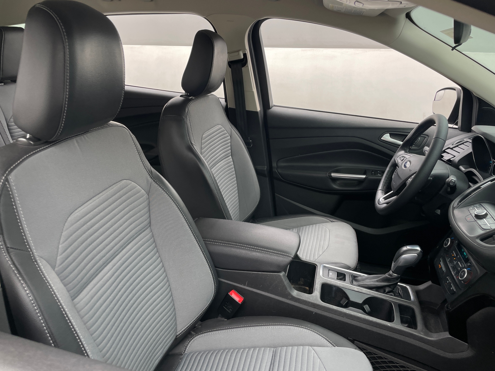Thumbnail: 2019 Ford Escape - 2