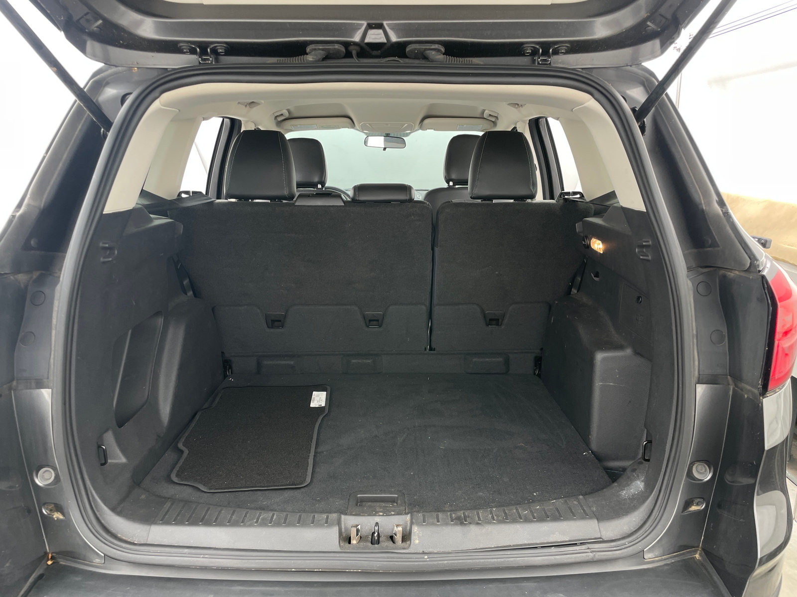 Thumbnail: 2019 Ford Escape - 7
