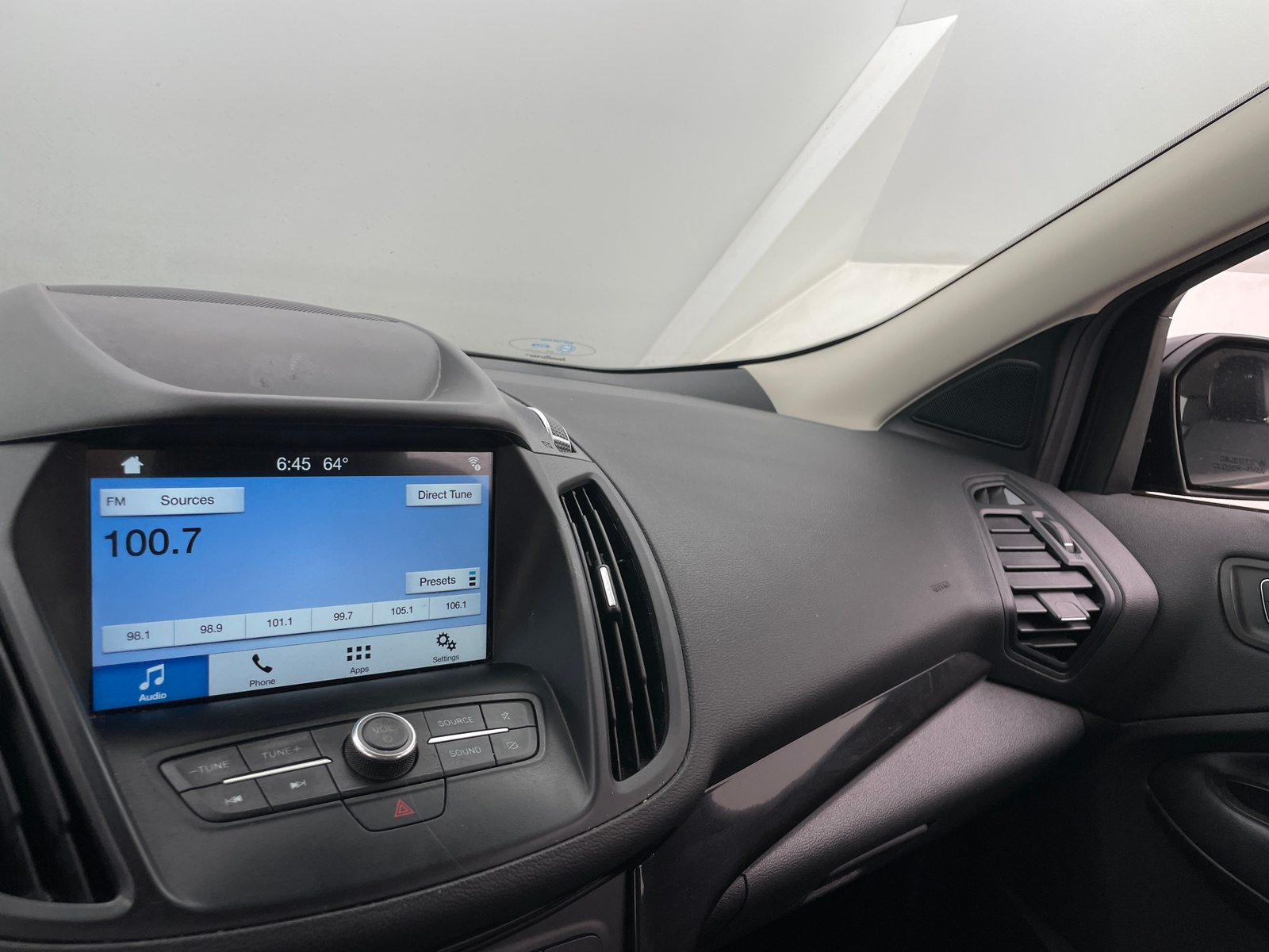 Thumbnail: 2019 Ford Escape - 4