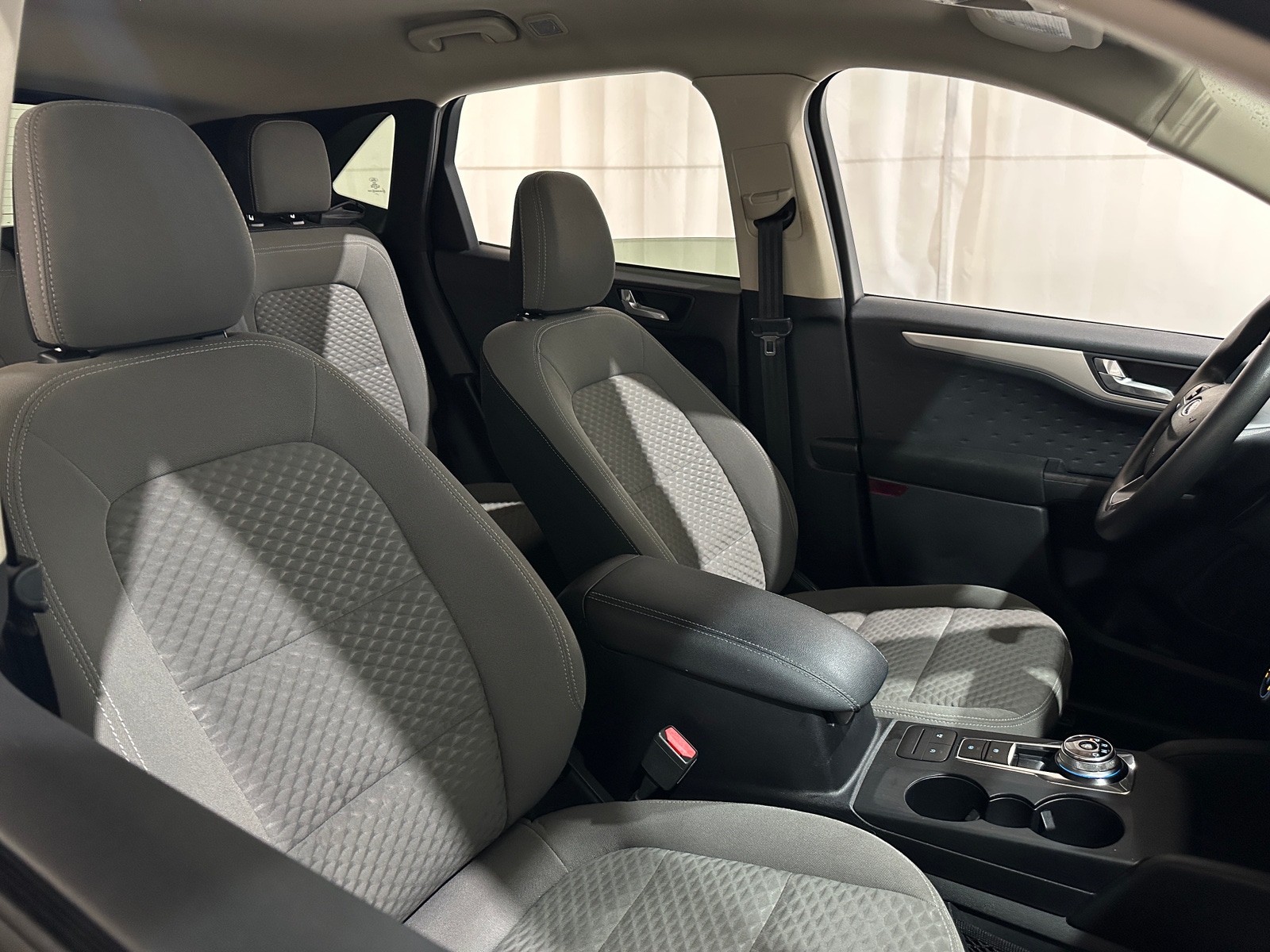 Thumbnail: 2020 Ford Escape - 2