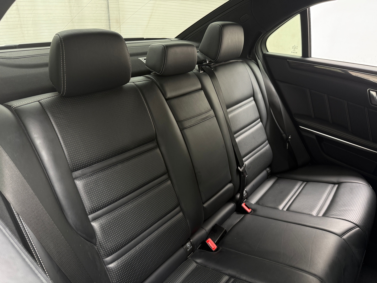 Thumbnail: 2016 Mercedes-Benz E-Class - 5