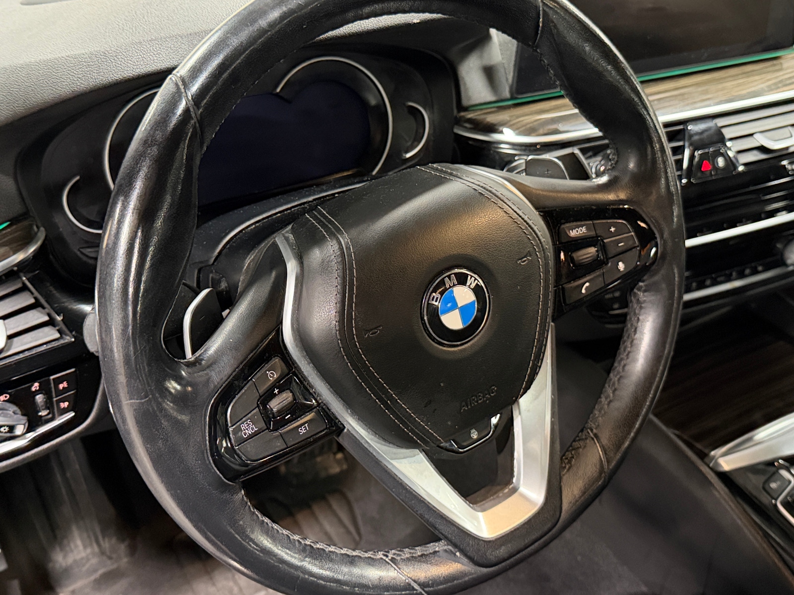 Thumbnail: 2018 BMW 5 Series - 4