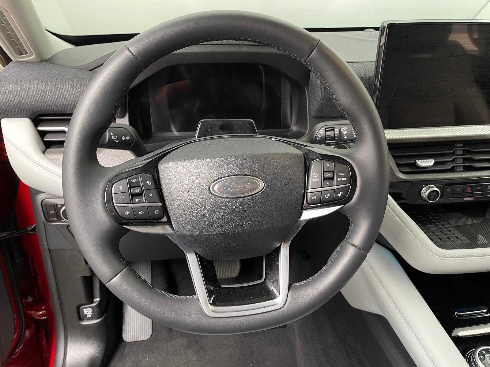 Thumbnail: 2025 Ford Explorer - 4