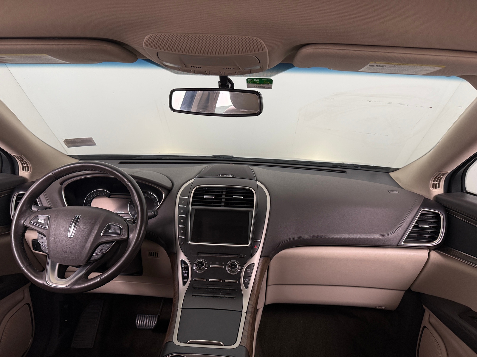 Thumbnail: 2018 Lincoln MKX - 2