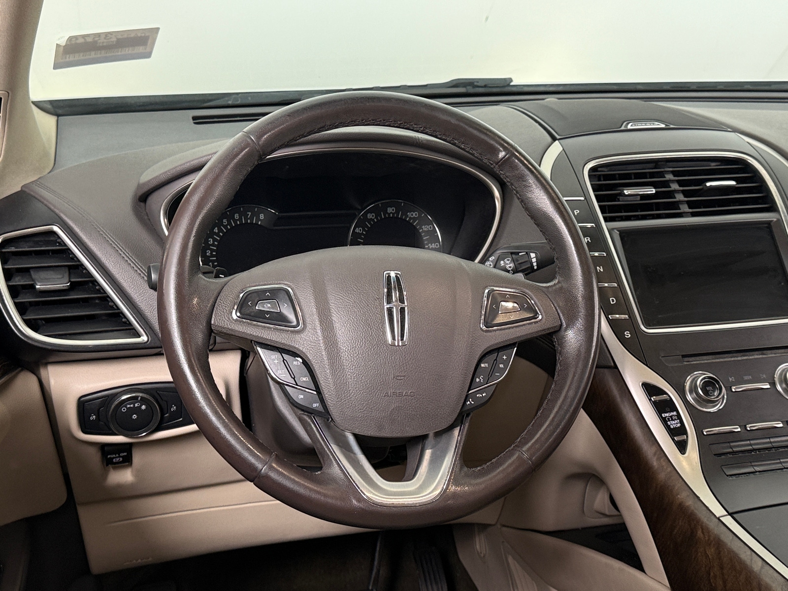 Thumbnail: 2018 Lincoln MKX - 4