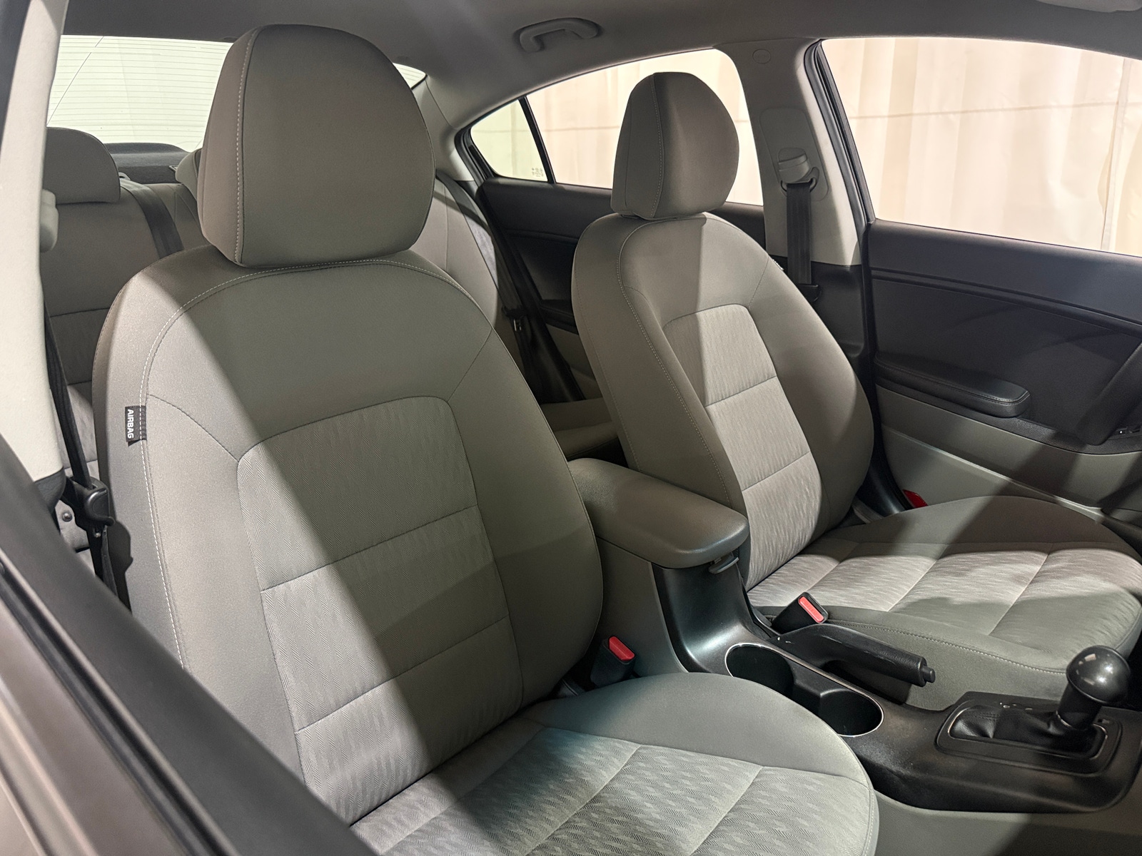 Thumbnail: 2016 Kia Forte - 2