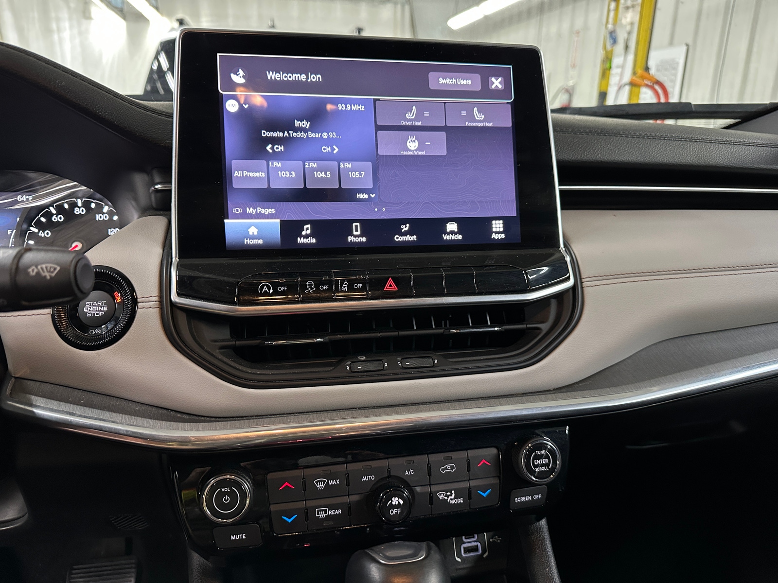 Thumbnail: 2023 Jeep Compass - 3