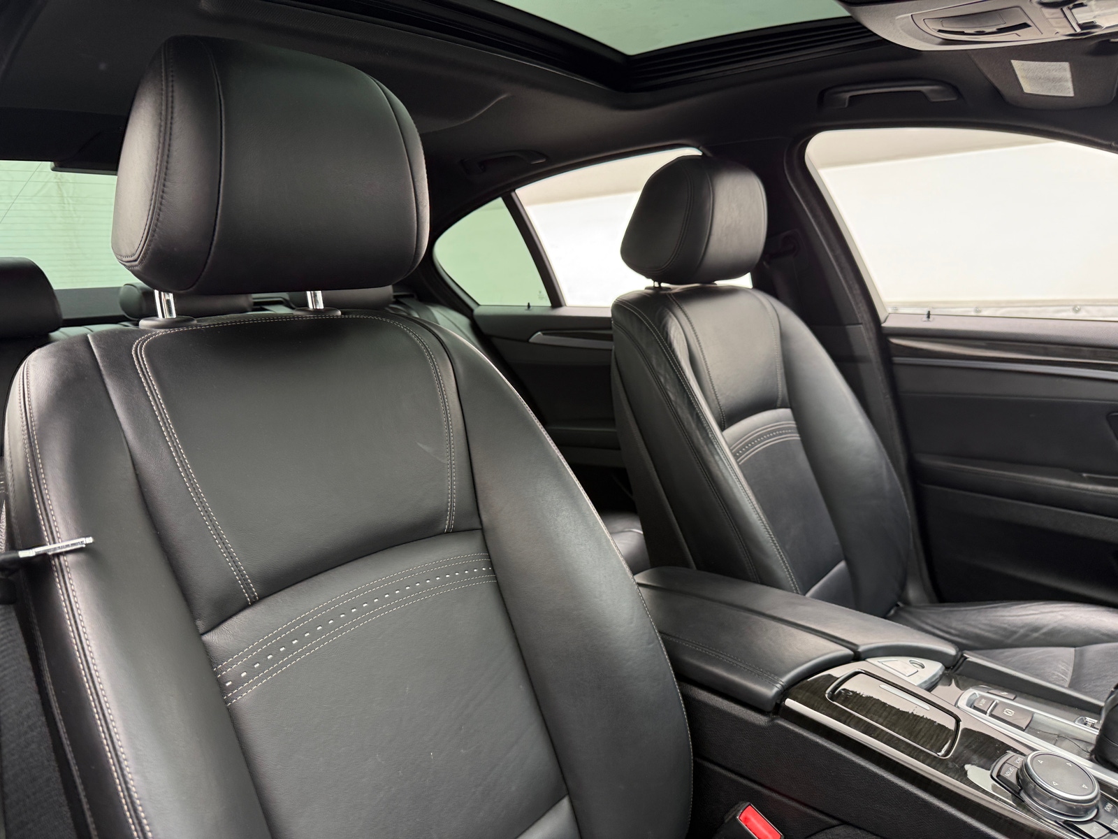 Thumbnail: 2015 BMW 5 Series - 2