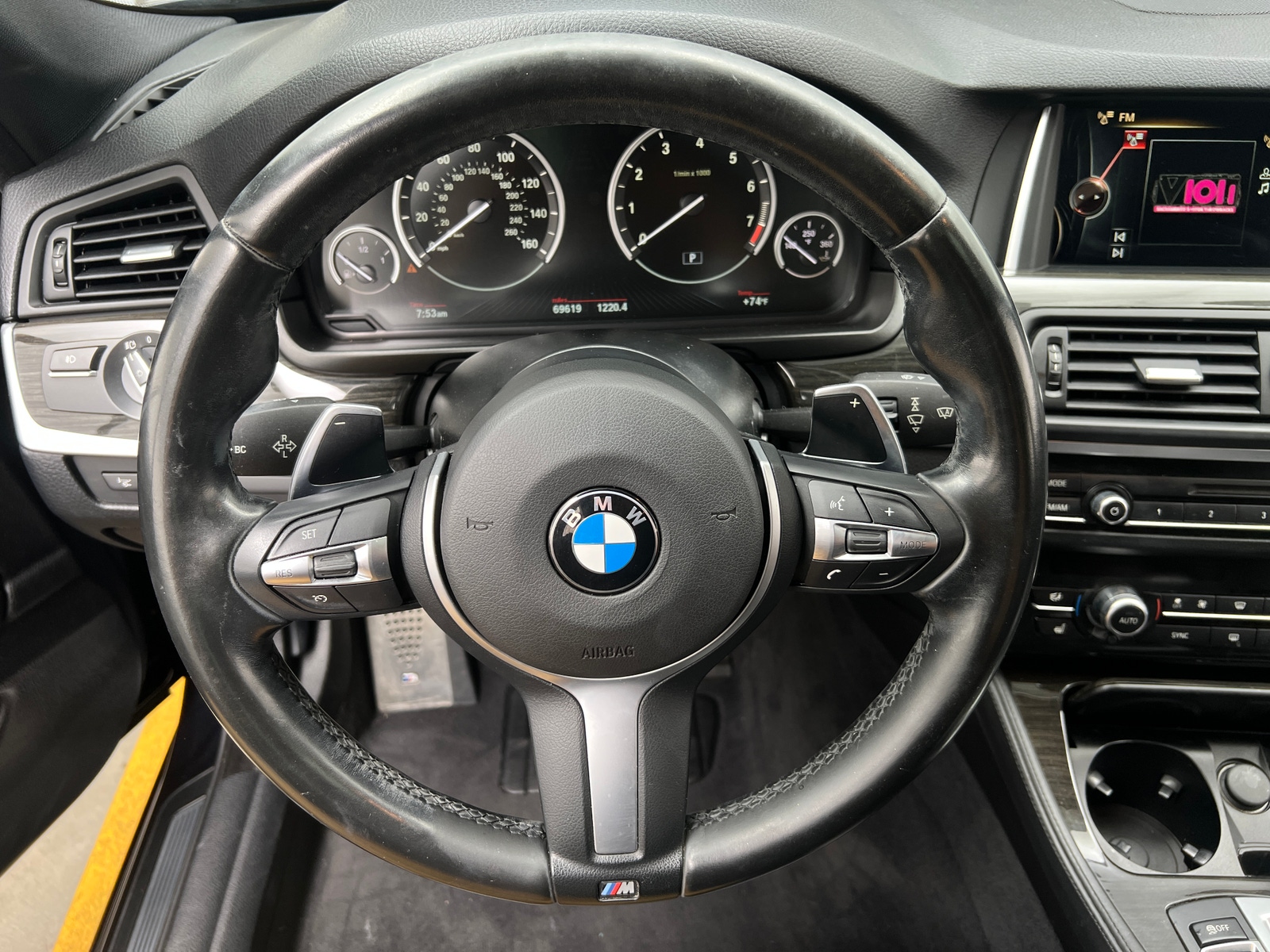 Thumbnail: 2015 BMW 5 Series - 5