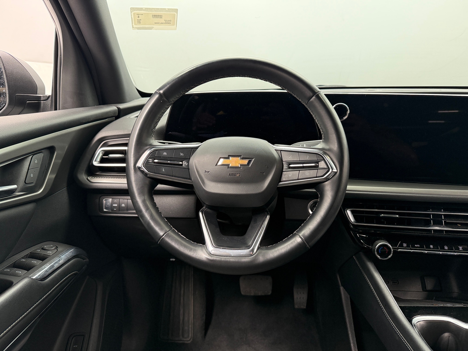 Thumbnail: 2024 Chevrolet Traverse - 5