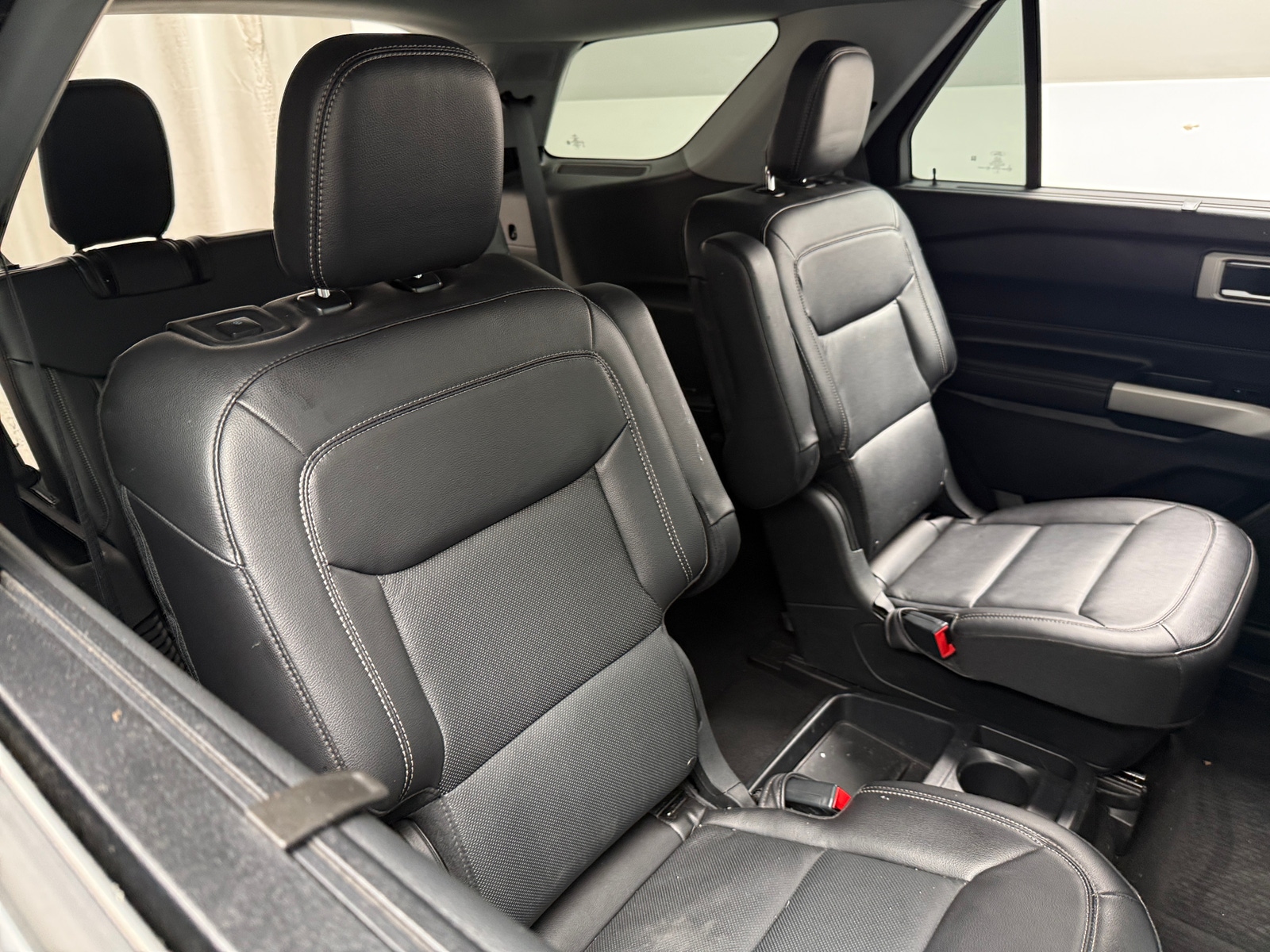 Thumbnail: 2021 Ford Explorer - 5