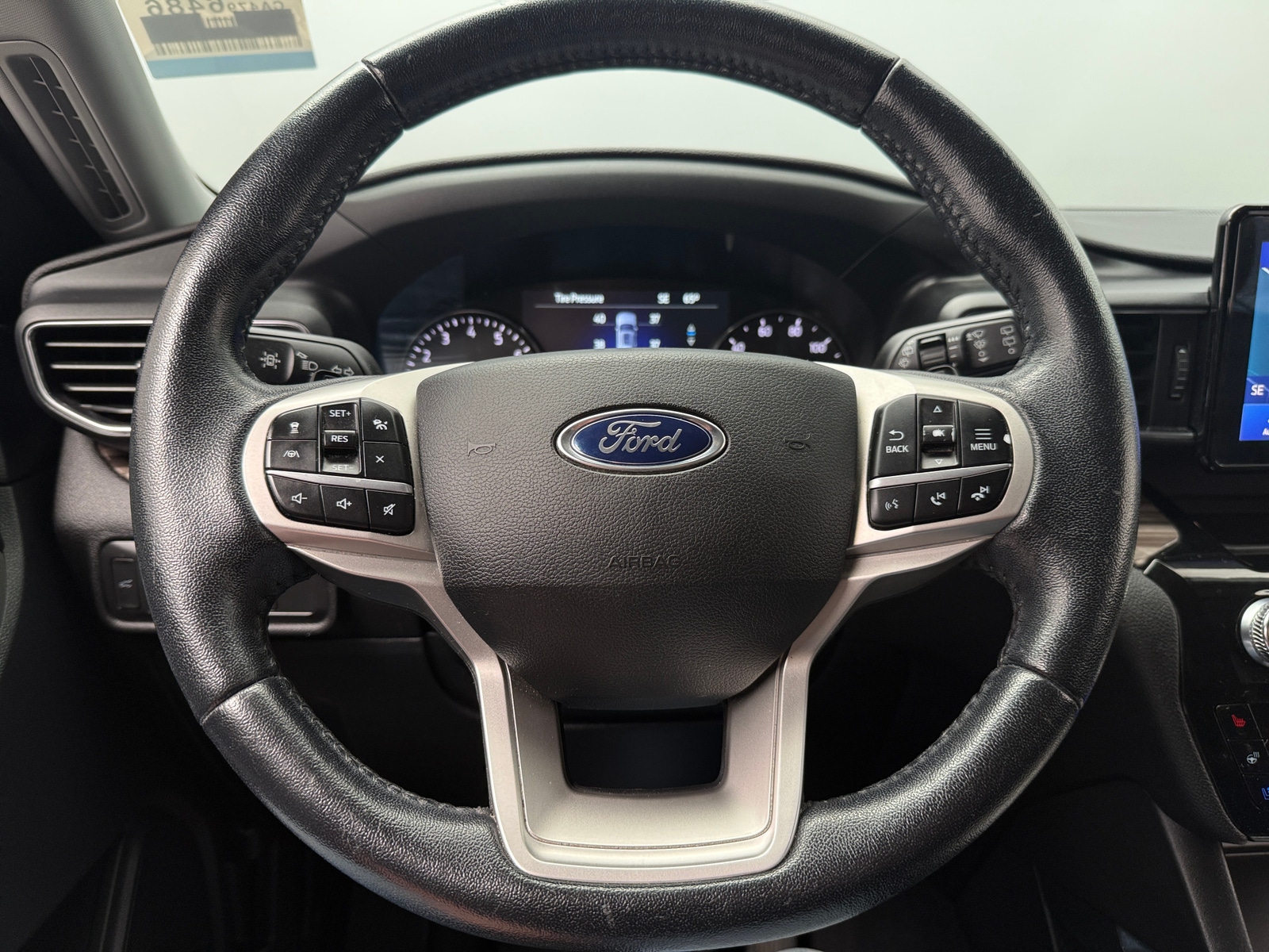 Thumbnail: 2021 Ford Explorer - 4