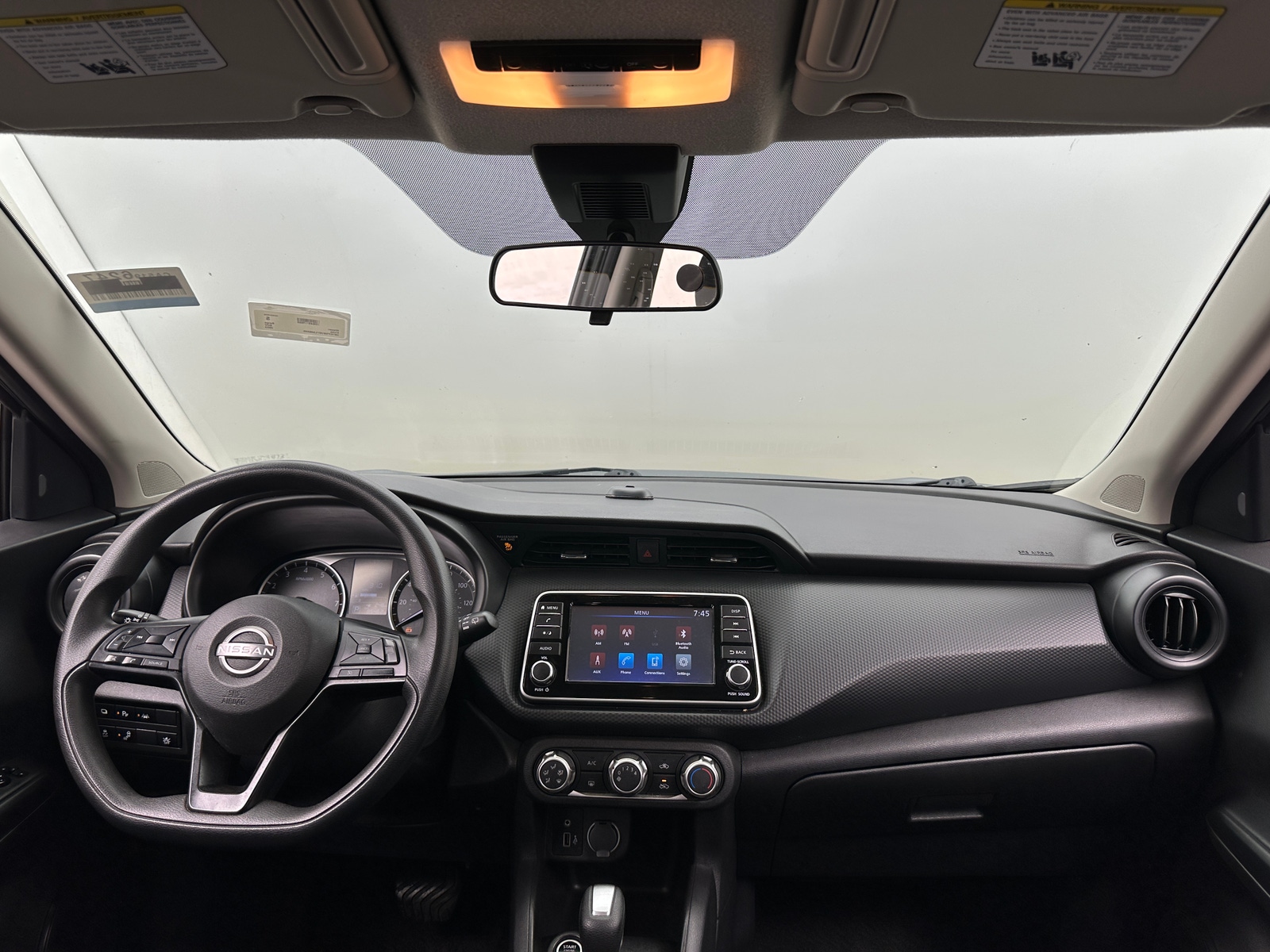 Thumbnail: 2023 Nissan Kicks - 3