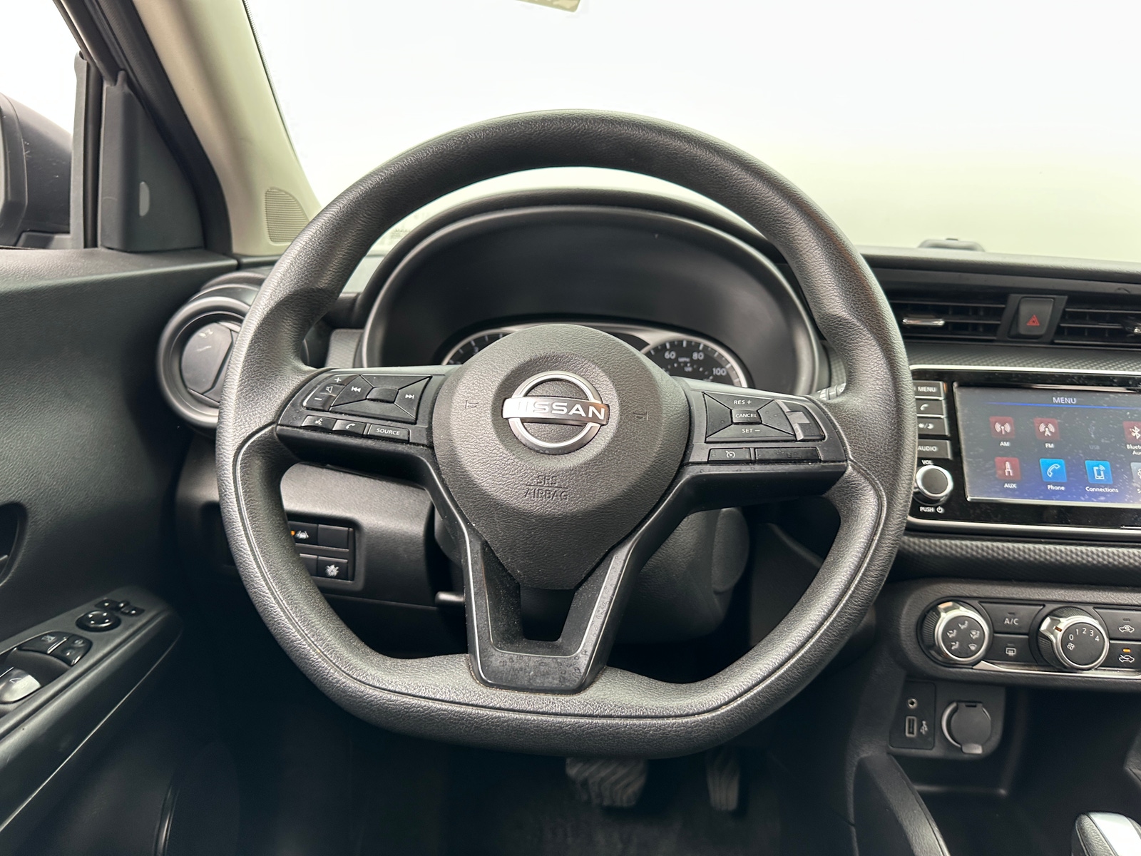 Thumbnail: 2023 Nissan Kicks - 5