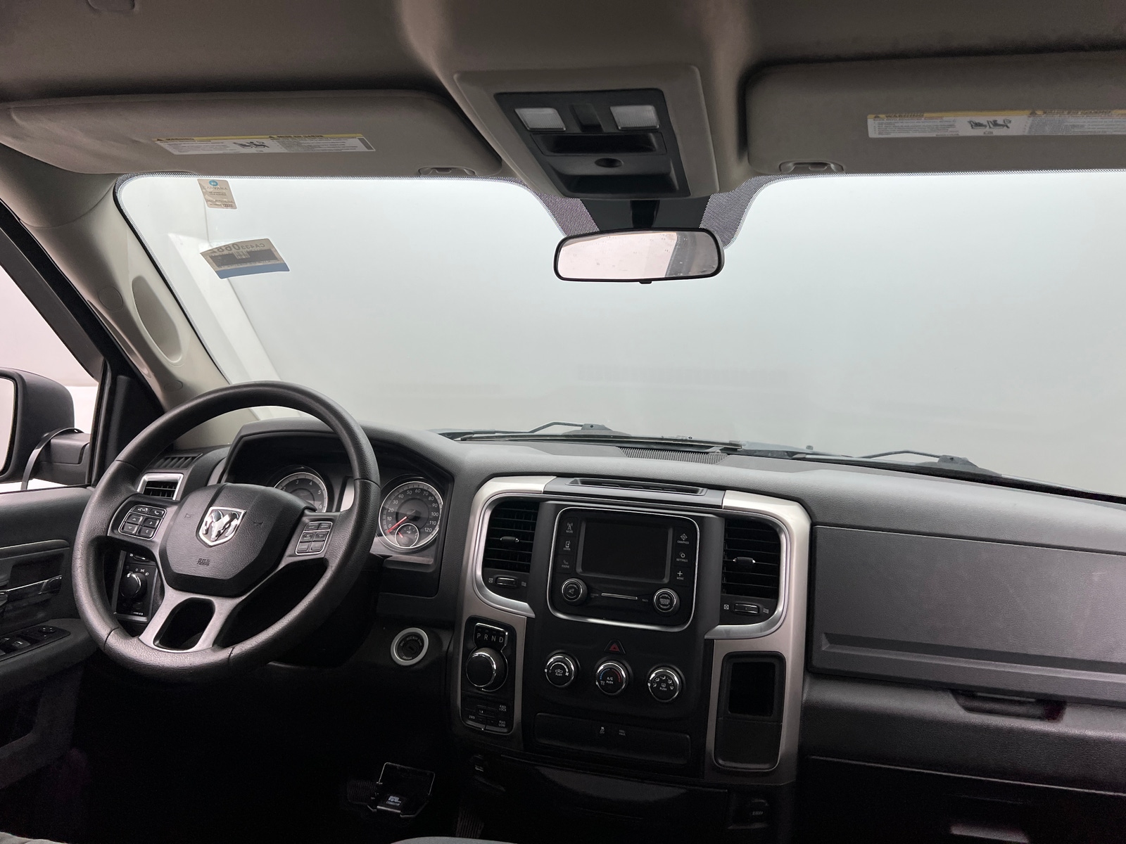 Thumbnail: 2020 RAM 1500 Classic - 3