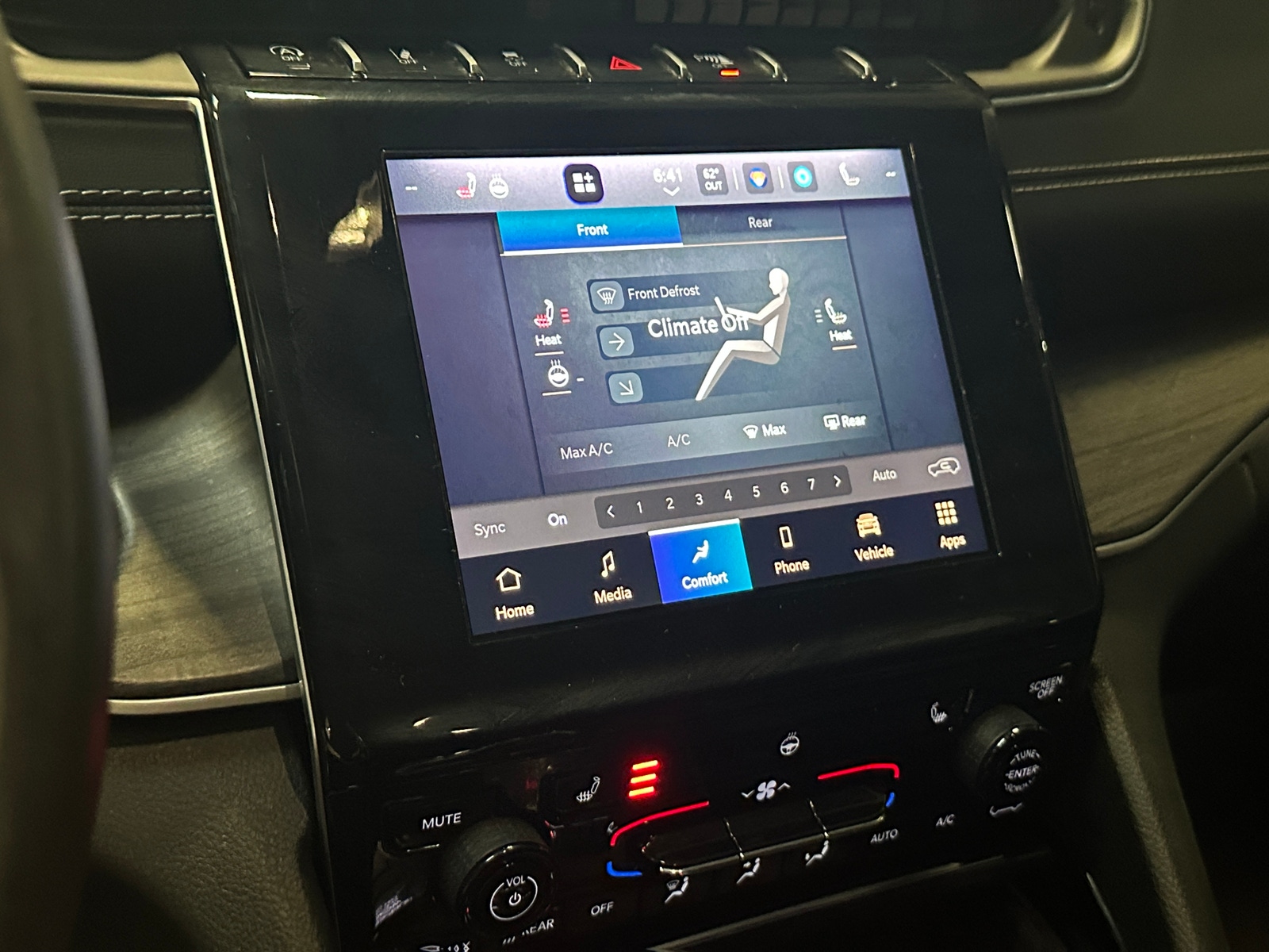 Thumbnail: 2021 Jeep Grand Cherokee L - 3
