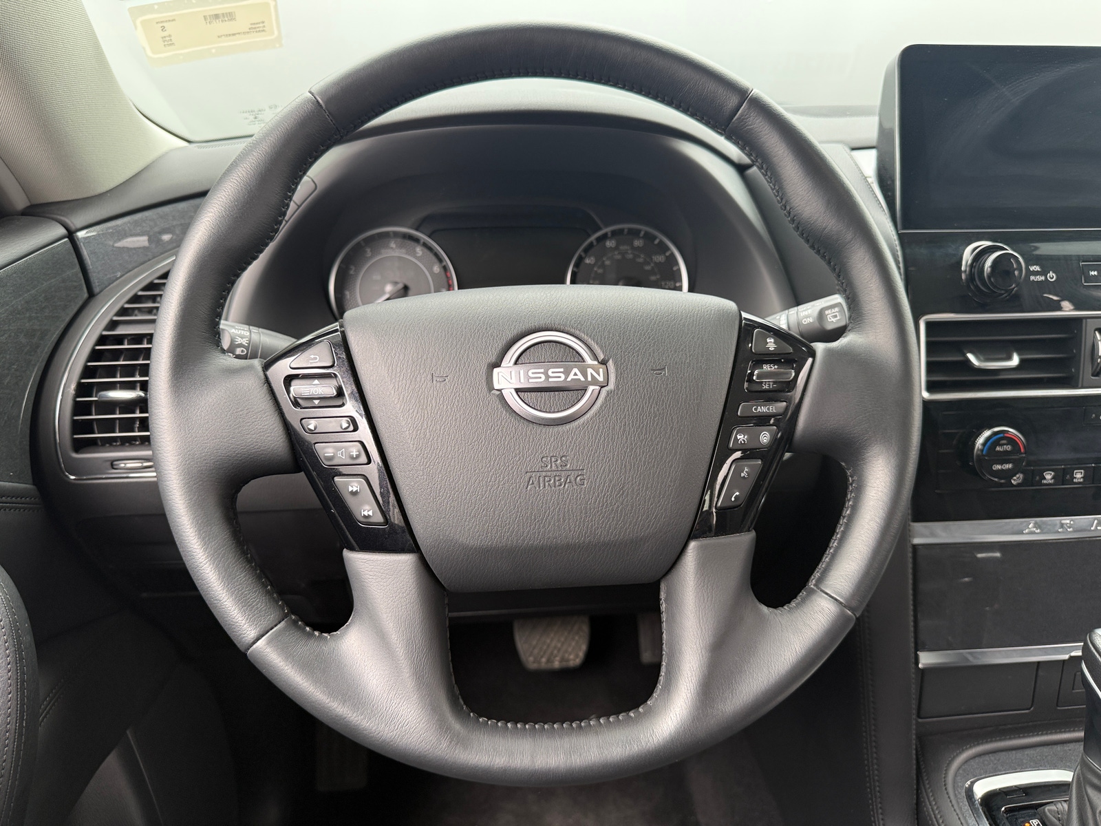 Thumbnail: 2023 Nissan Armada - 5