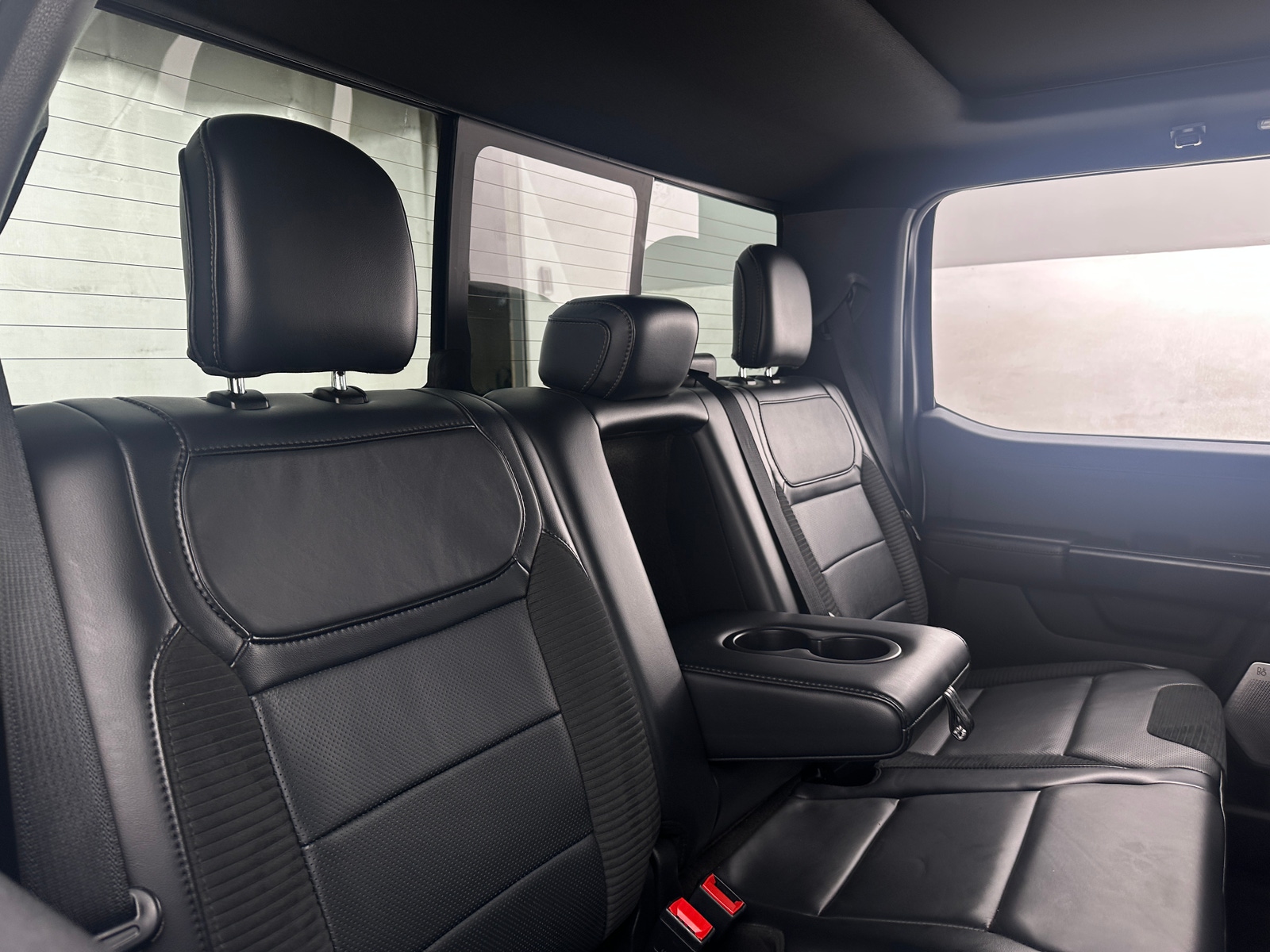 Thumbnail: 2022 Ford Econoline - 5