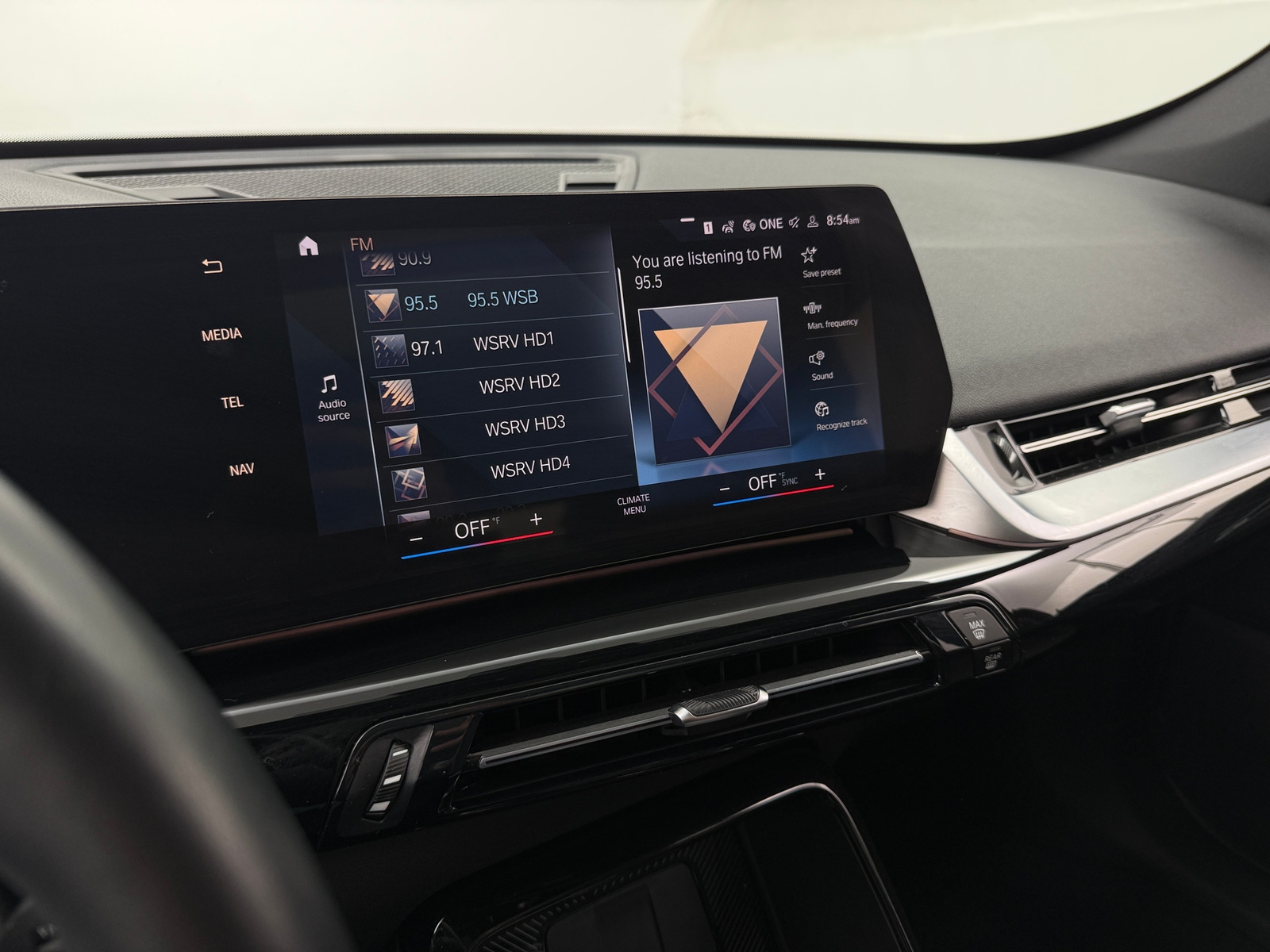 Thumbnail: 2023 BMW X1 - 3