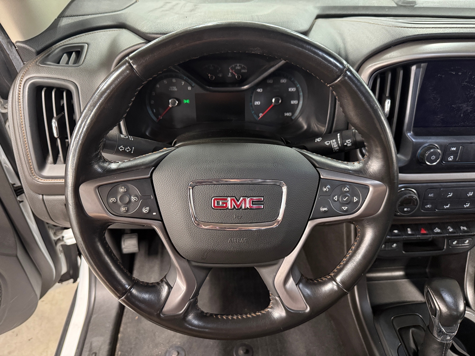 Thumbnail: 2022 GMC Canyon - 4