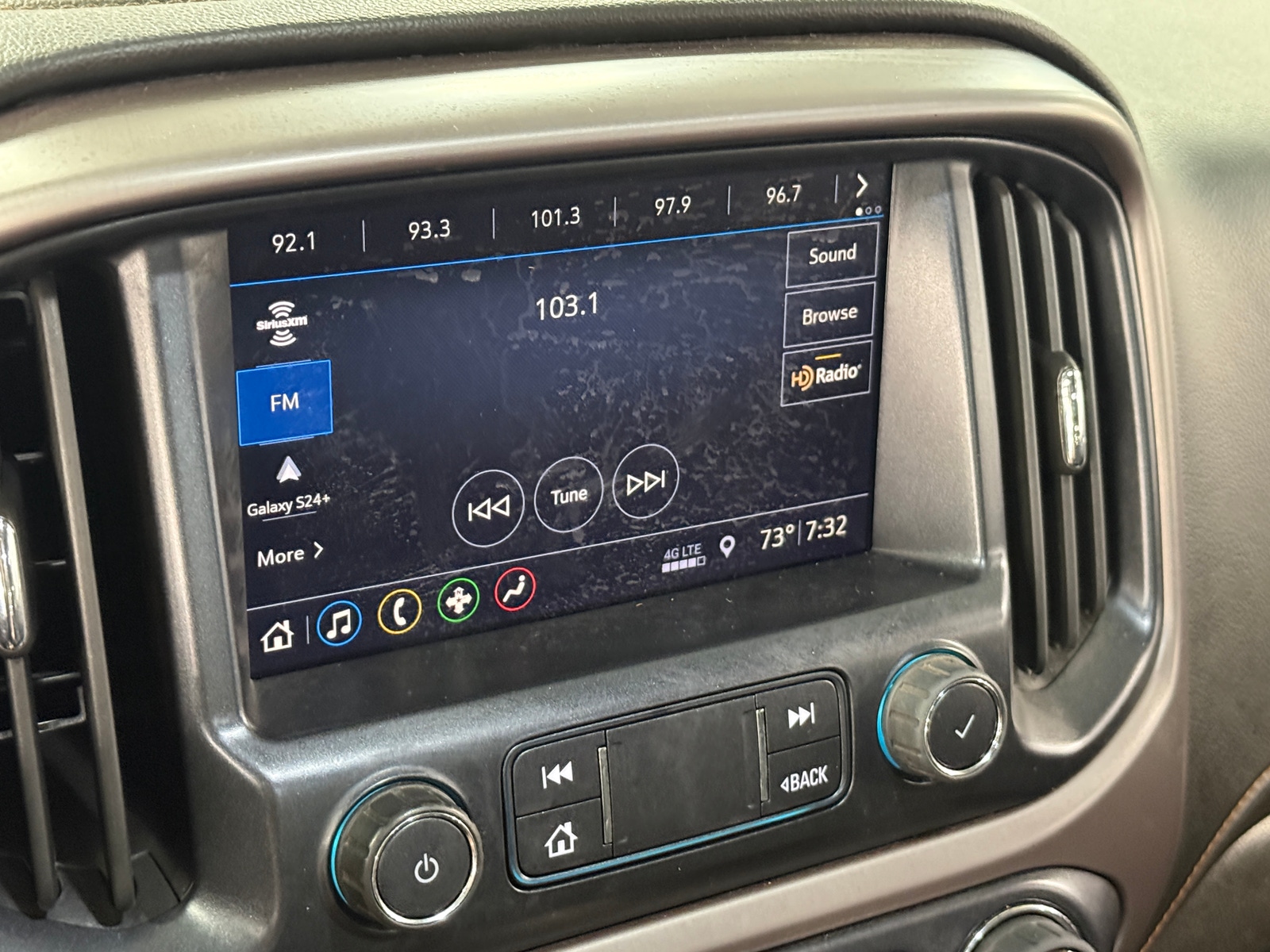 Thumbnail: 2022 GMC Canyon - 3