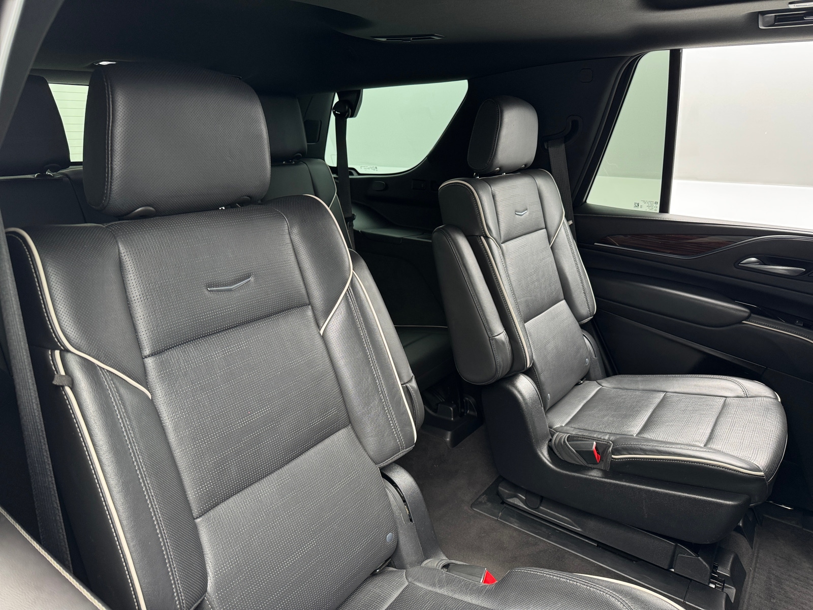 Thumbnail: 2022 Cadillac Escalade - 5