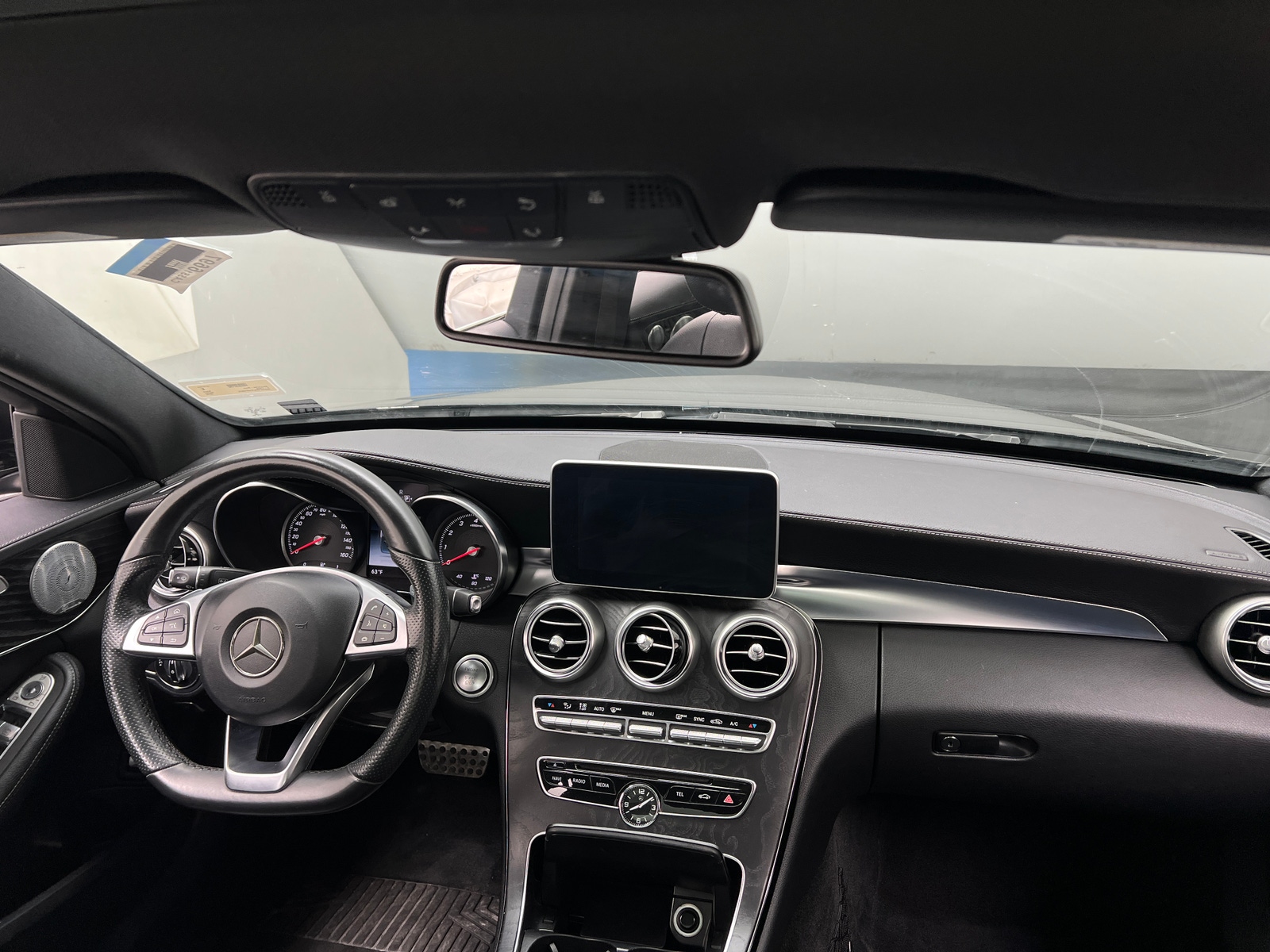 Thumbnail: 2015 Mercedes-Benz C-Class - 2