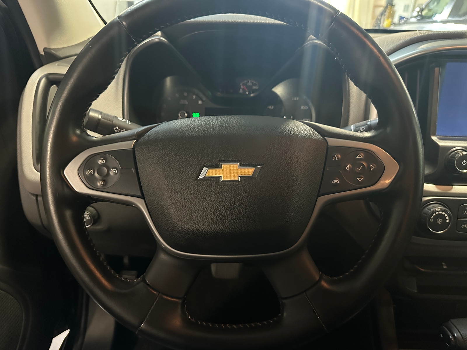 Thumbnail: 2016 Chevrolet Colorado - 5