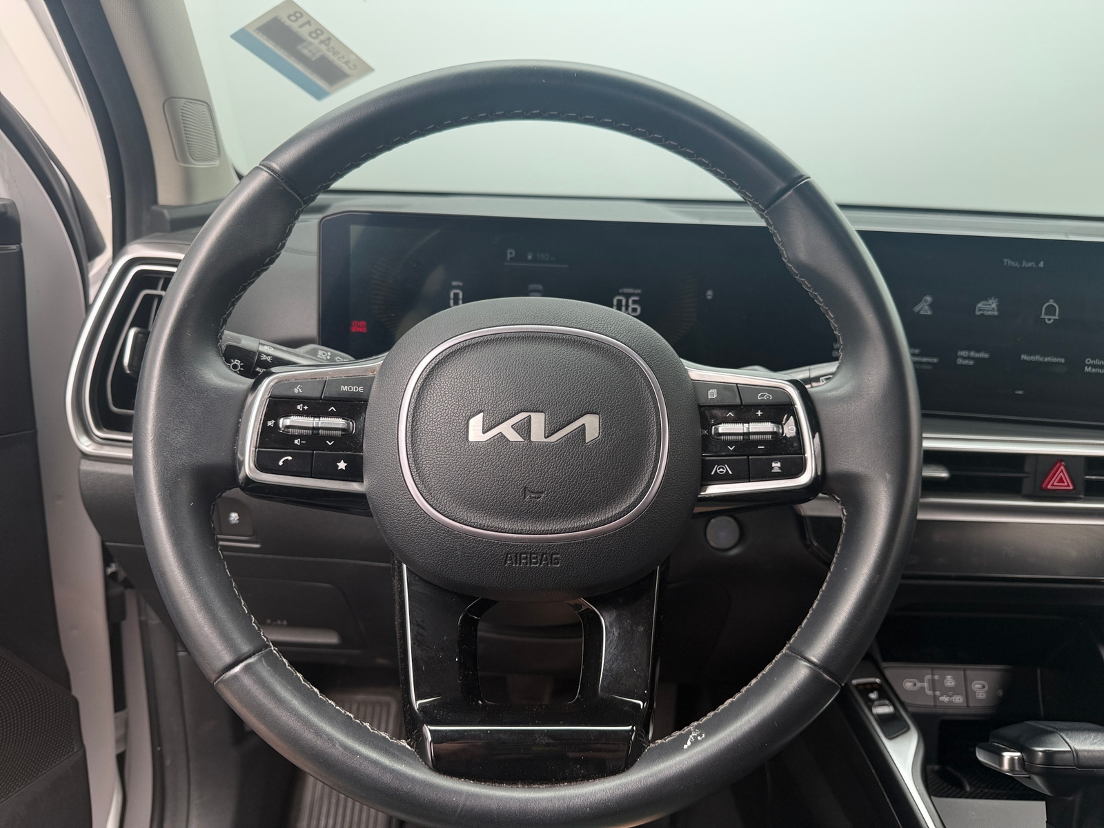 Thumbnail: 2024 Kia Sorento - 4