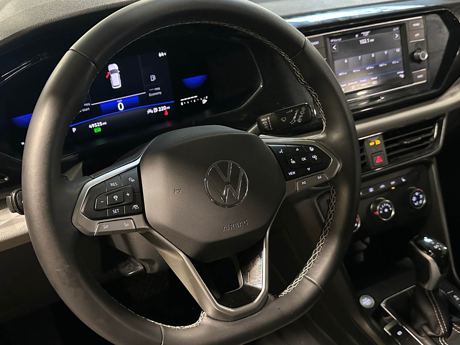 Thumbnail: 2022 Volkswagen Taos - 5